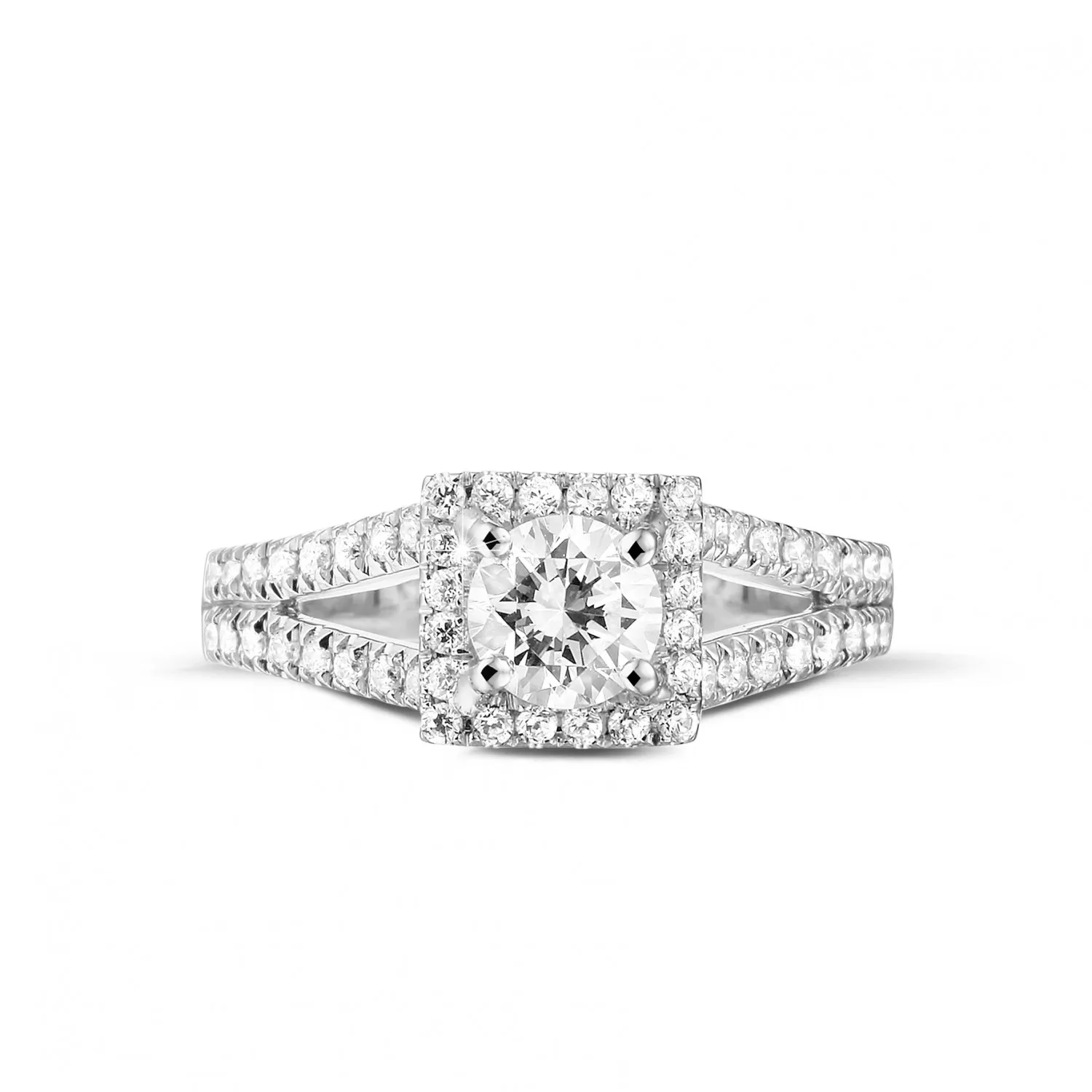 0.70 quilates anillo de oro blanco de diamantes con diamantes en los lados 