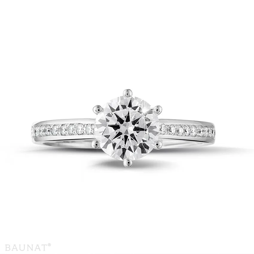 1.25 quilates anillo de platino de diamantes con diamantes en los lados 