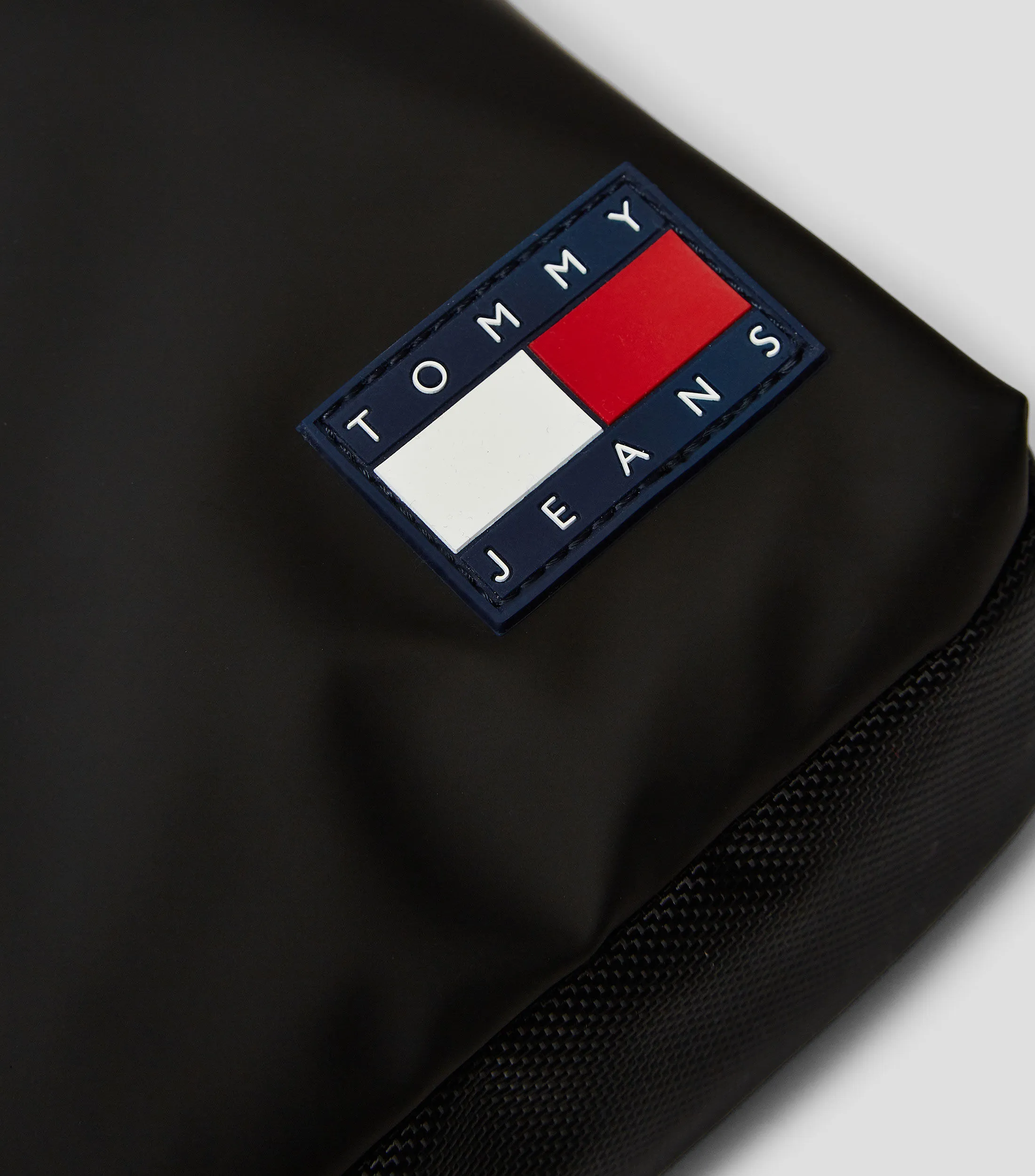 2090_Tommy Hilfiger Bolso Messenger Daily Reporter Hombre