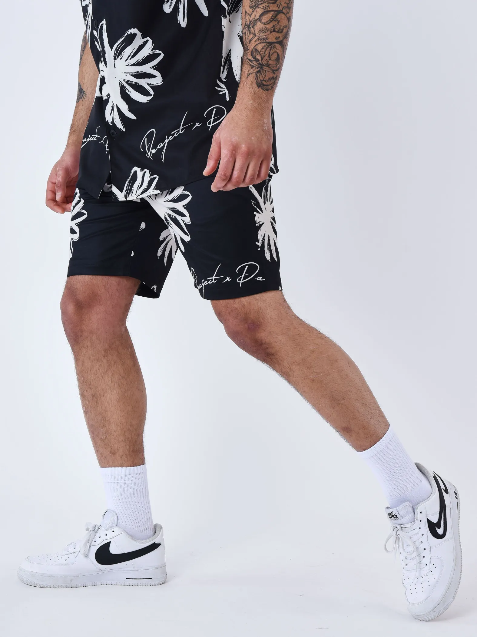 all over Pantalones cortos boceto florido