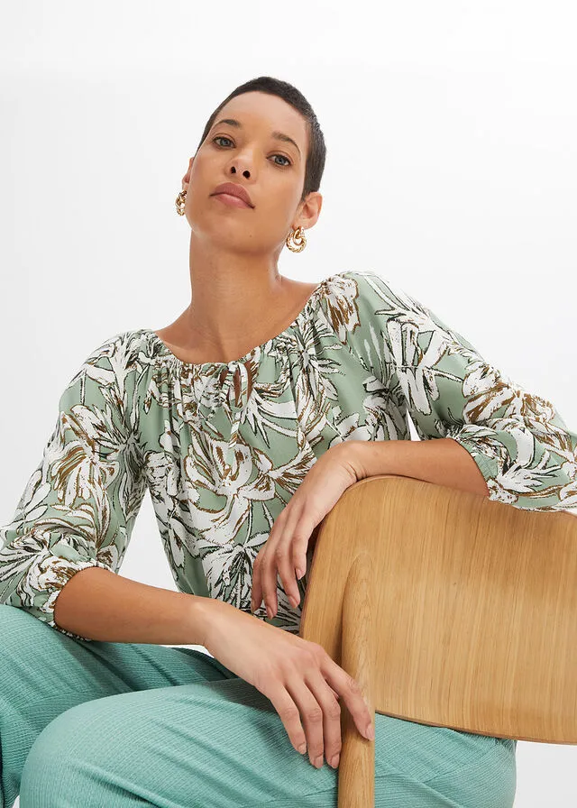 Blusa tipo túnica menta con flores