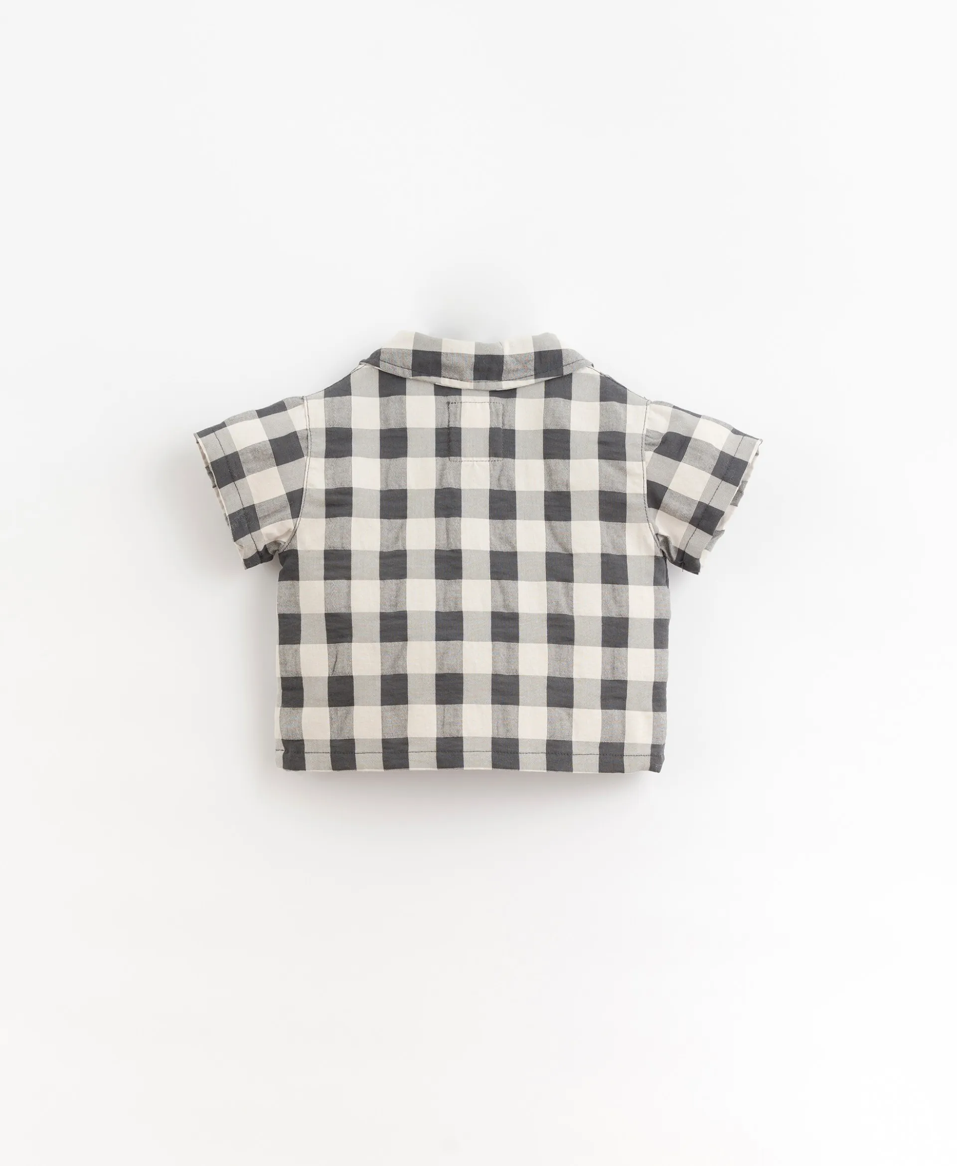 Camisa con fibras recicladas | Organic Care