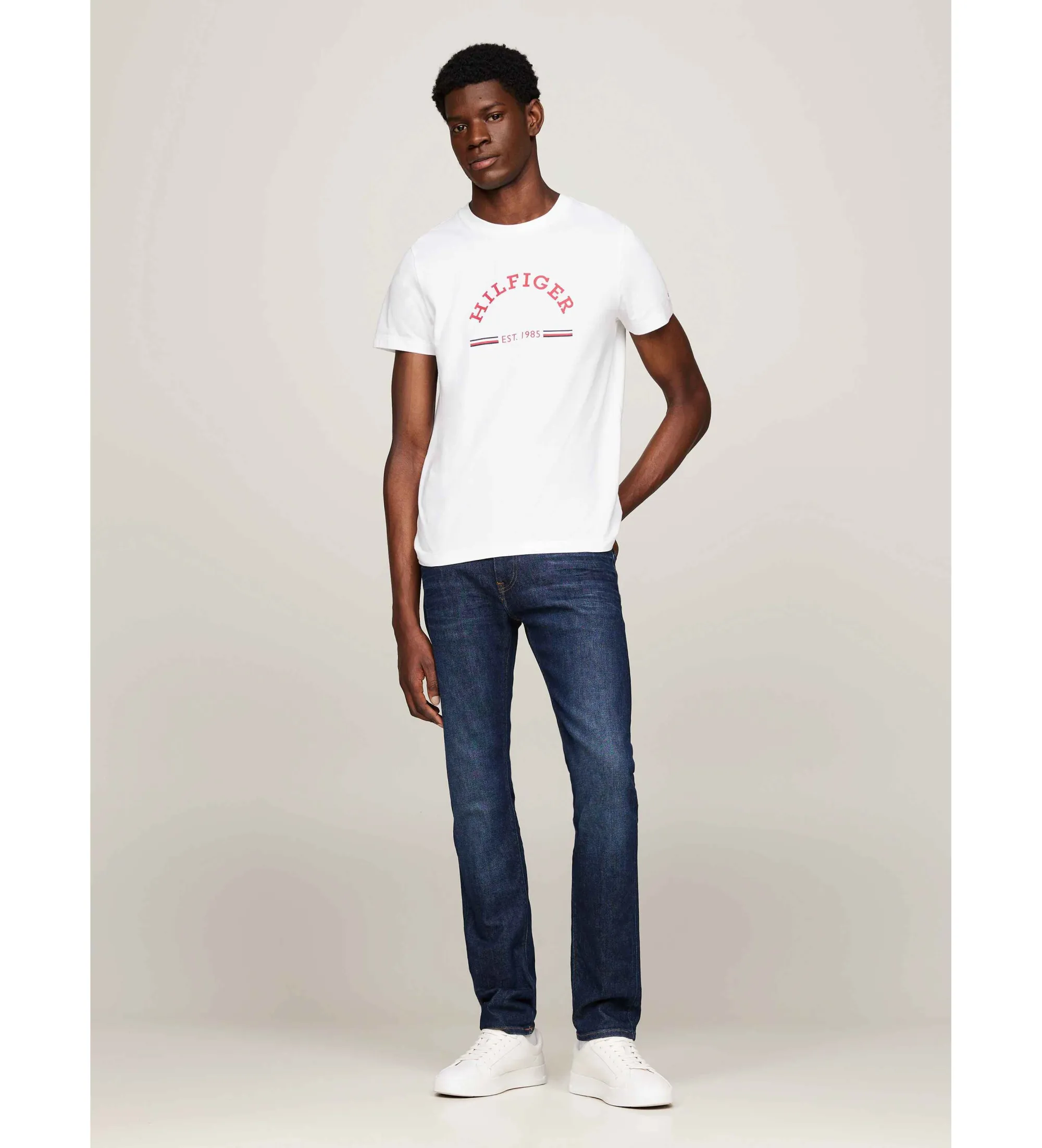 Camisa de corte slim con logo blanco
