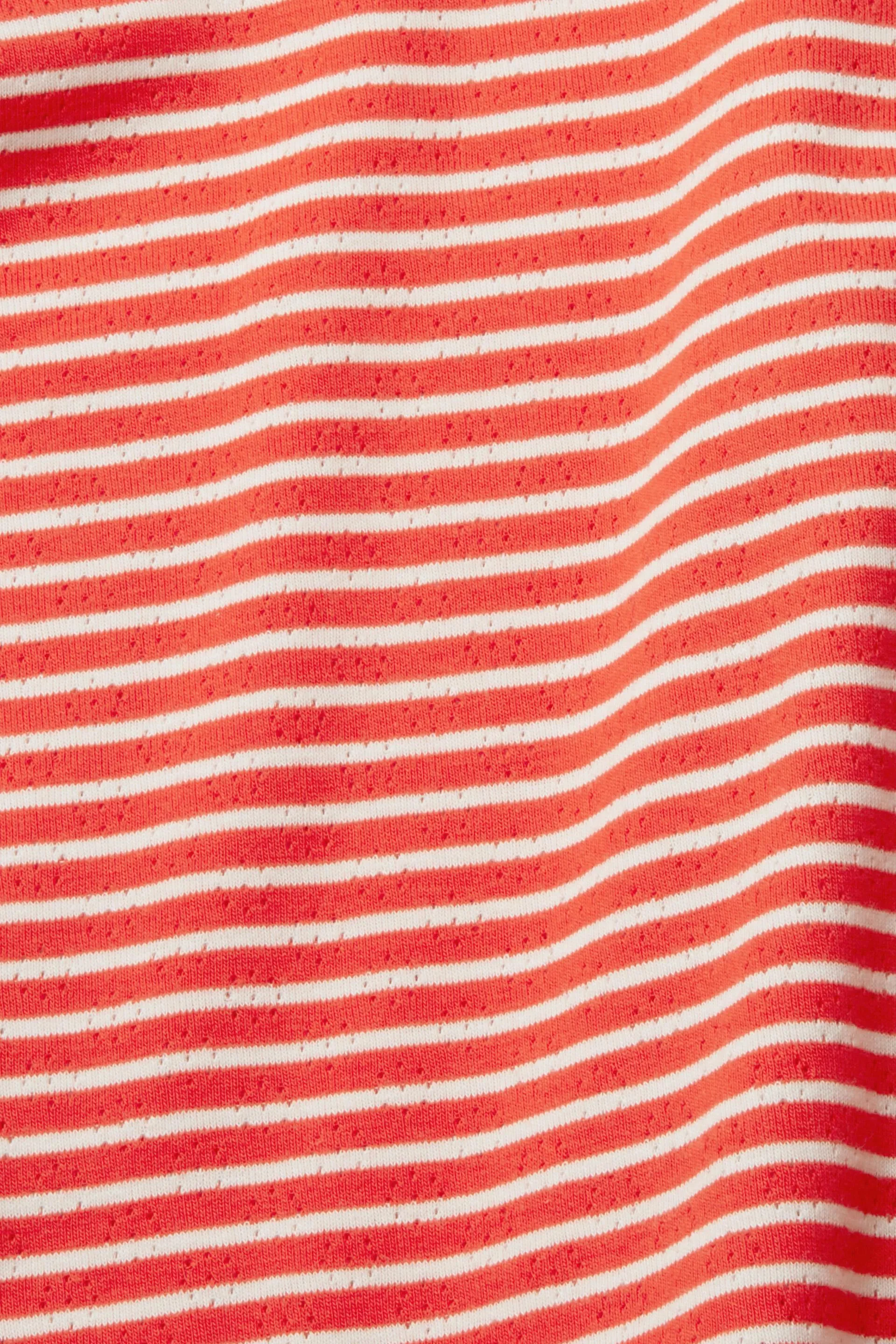 Camiseta a rayas con mangas tres cuartos