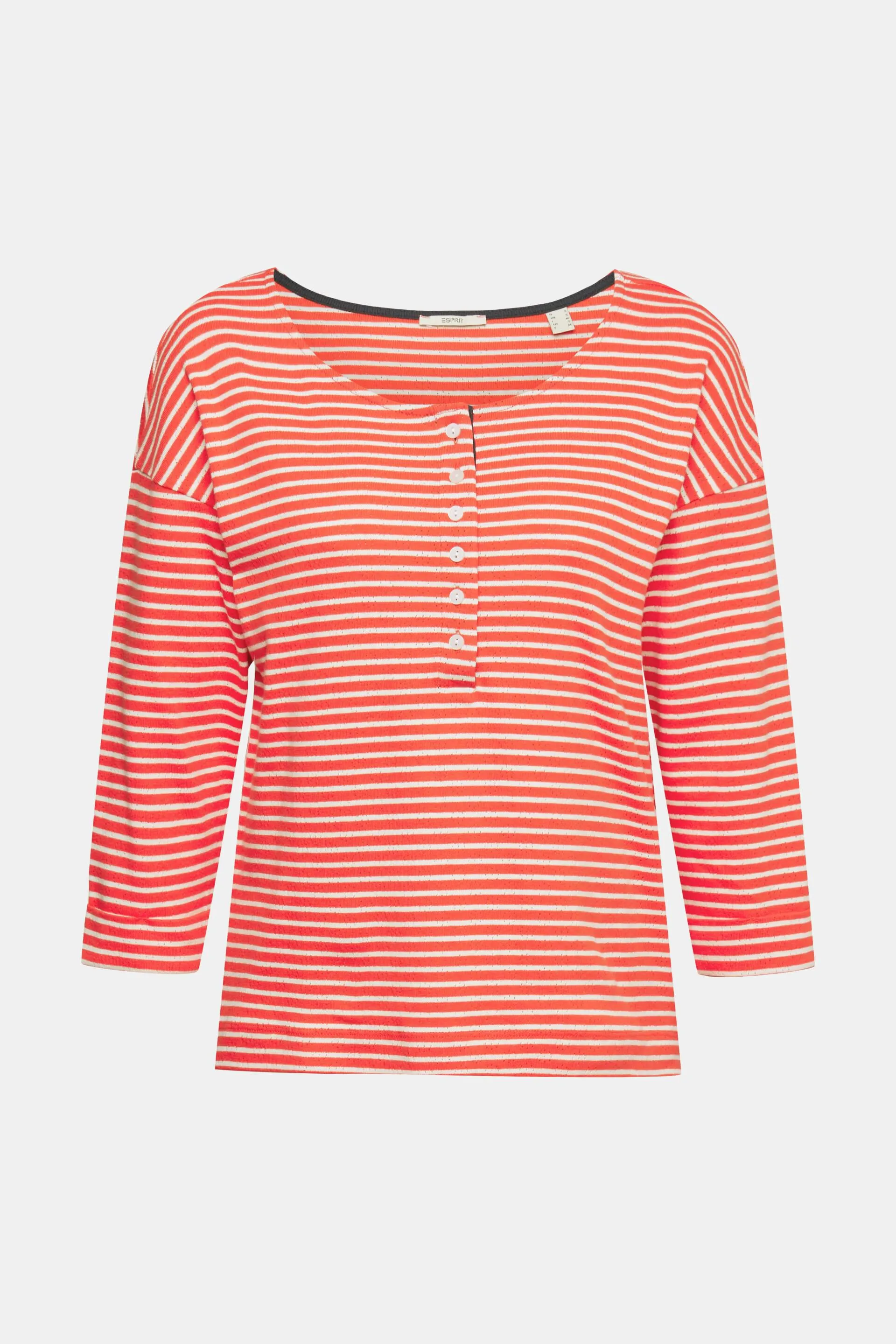 Camiseta a rayas con mangas tres cuartos