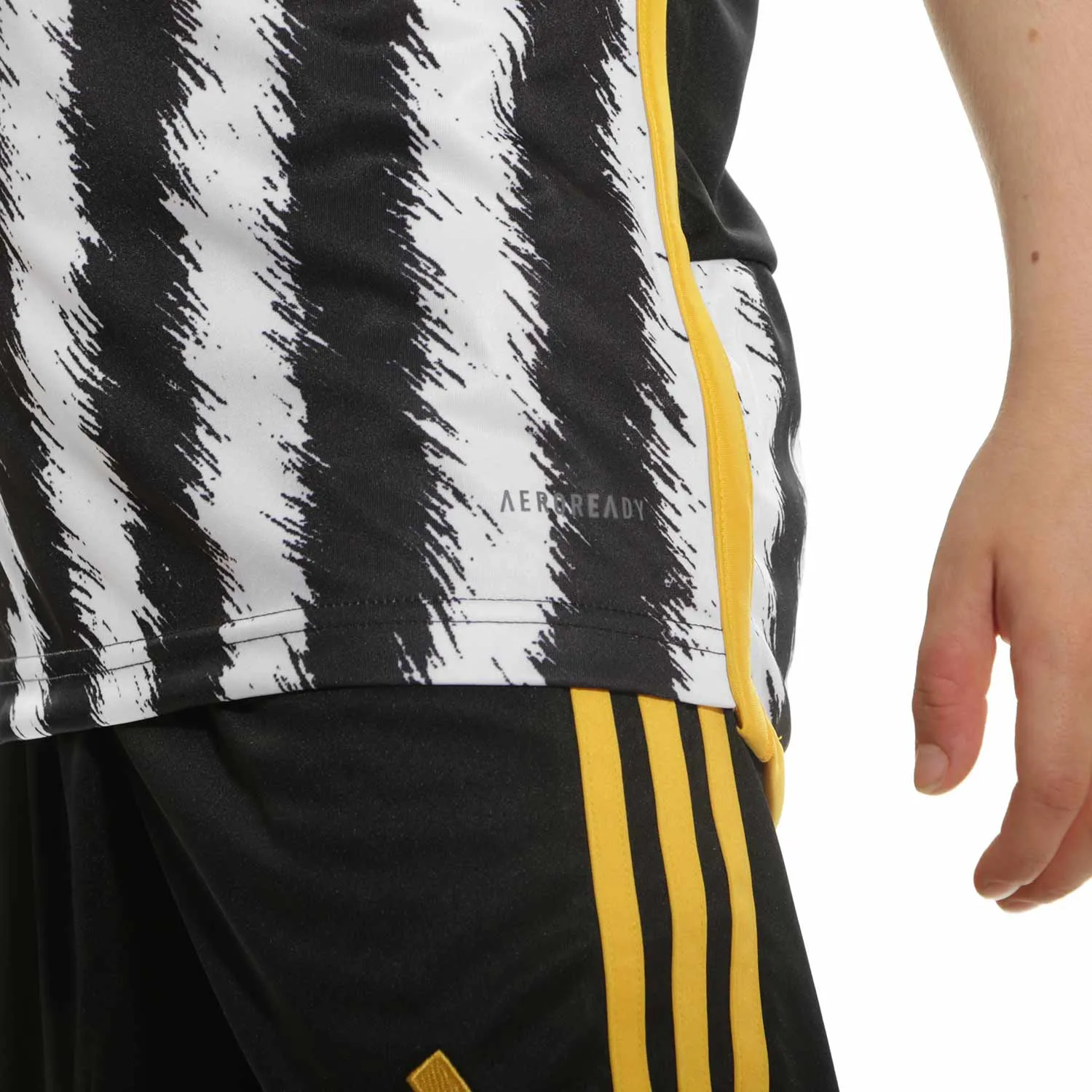 Camiseta adidas Juventus niño 2023 2024
