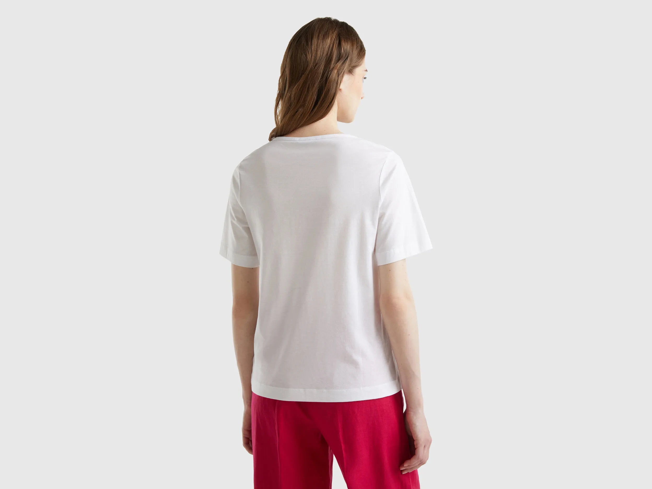 Camiseta blanca de manga corta