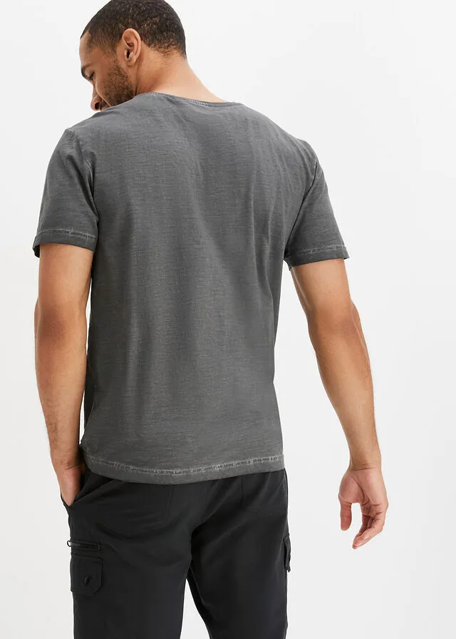 Camiseta con aspecto lavado pizarra