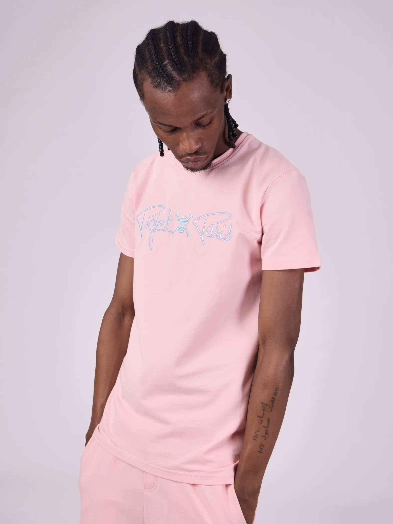 Camiseta de una pieza con la firma de Luffy