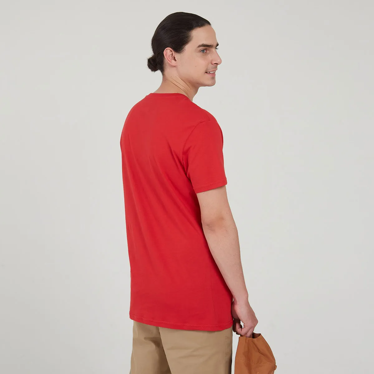 Camiseta Estampada Con Cuello En V