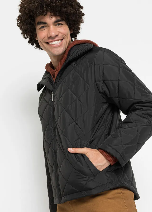 Chaqueta guateada con poliéster reciclado, cuello alto y corte regular Negro
