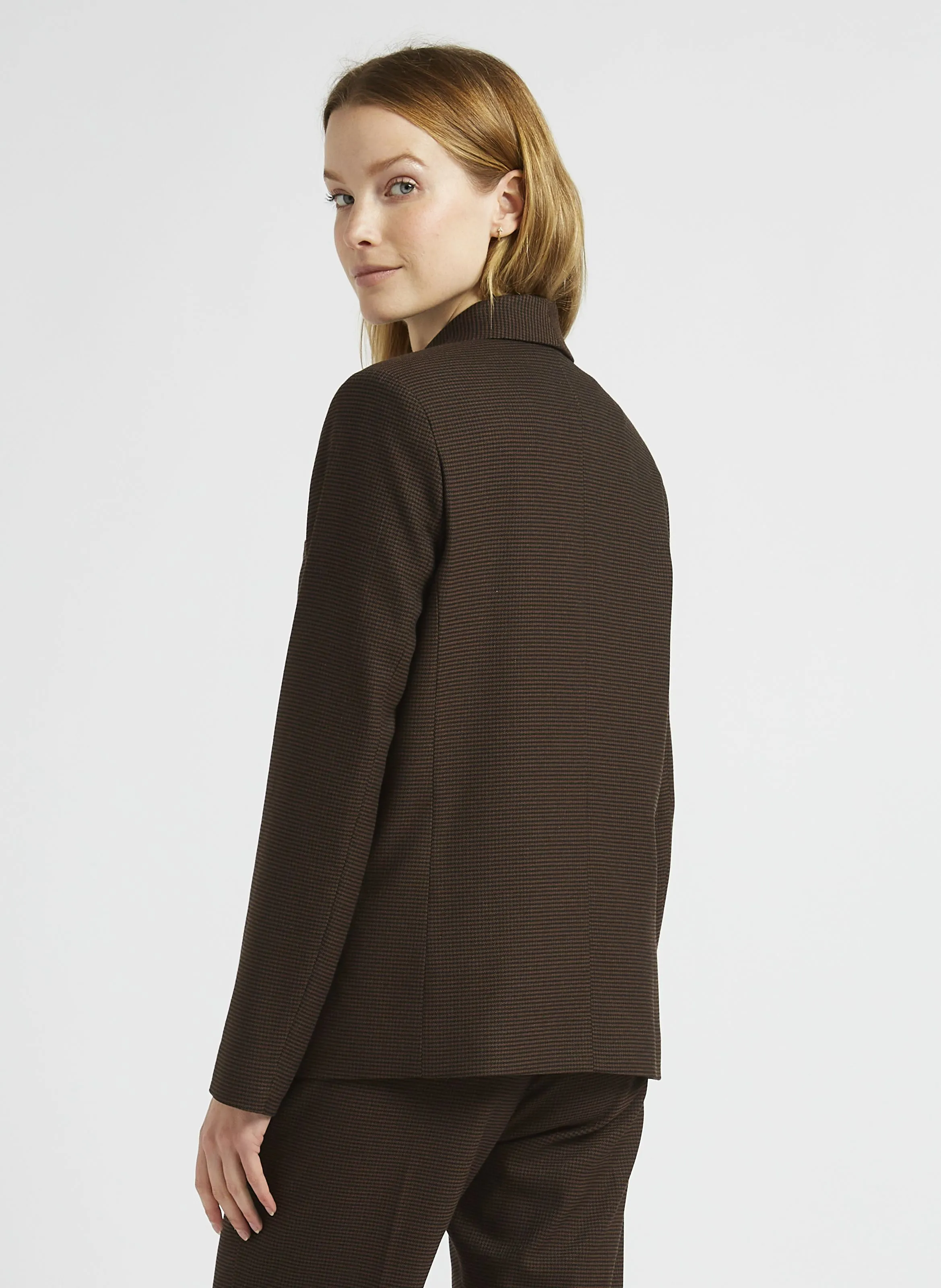 Chaqueta recta con cuello chal a cuadros en marron