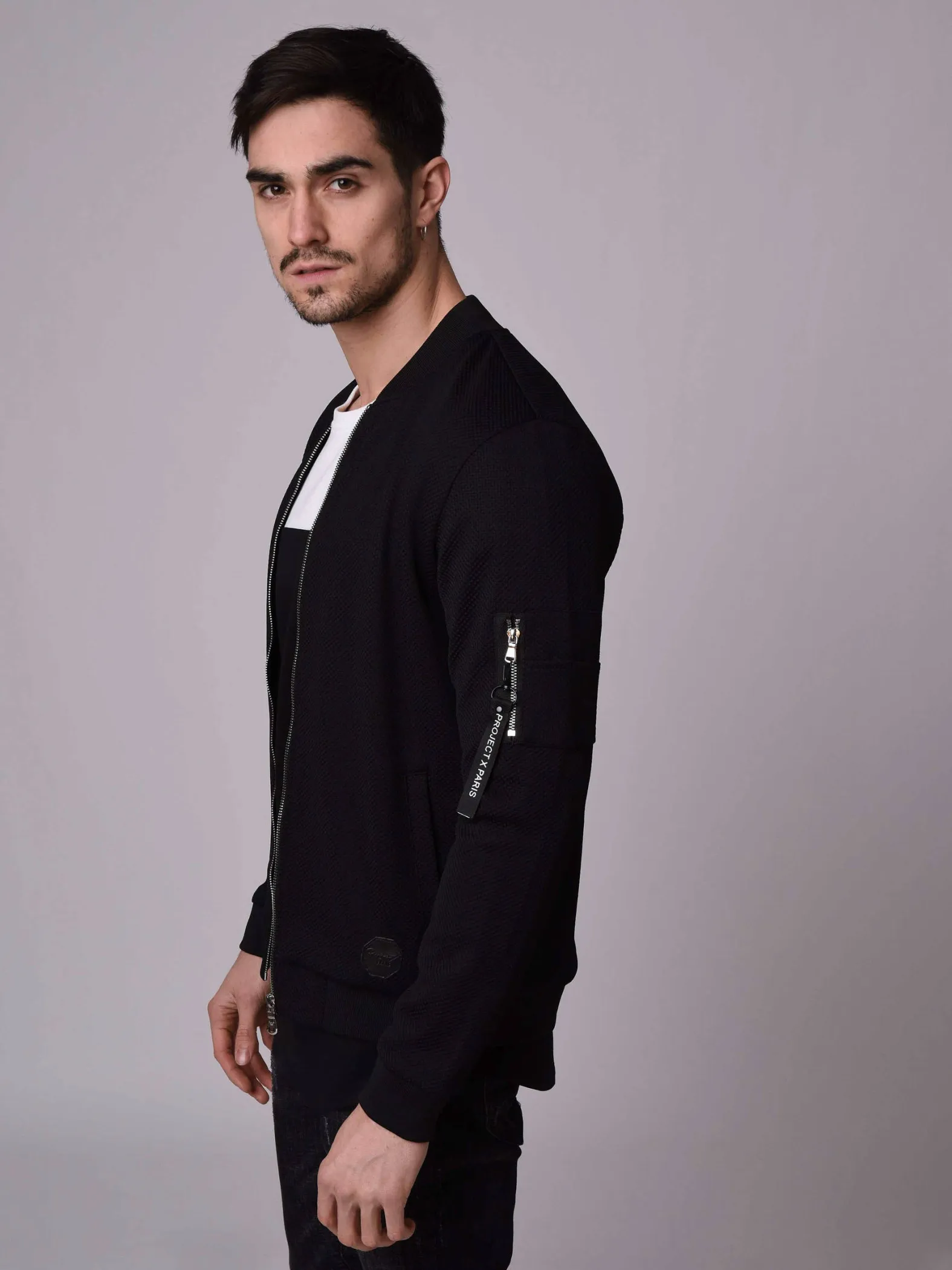 Chaqueta universitaria con cuello de peluche