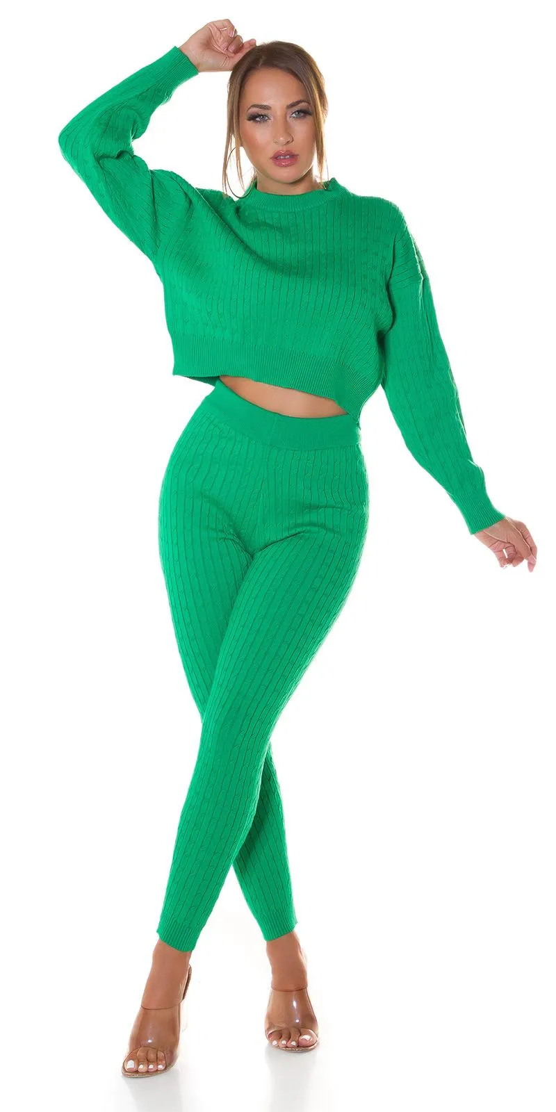 Conjunto de punto para estar en casa Verde