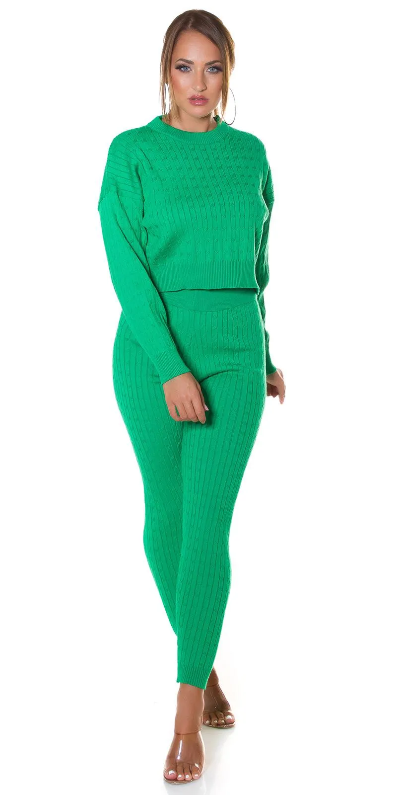 Conjunto de punto para estar en casa Verde