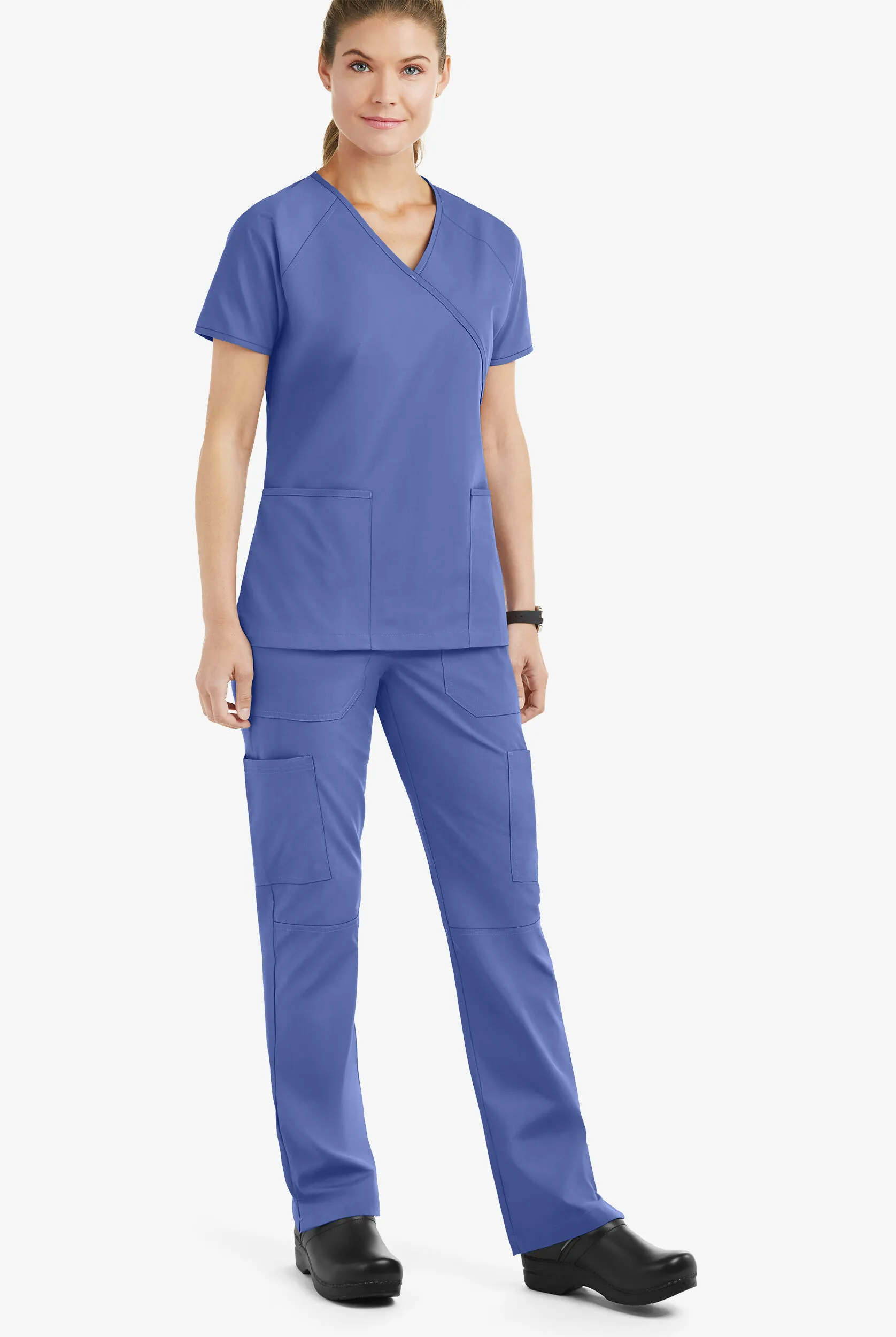 Conjunto médico Strictly Scrubs estilo cargo con 8 bolsillos para mujer