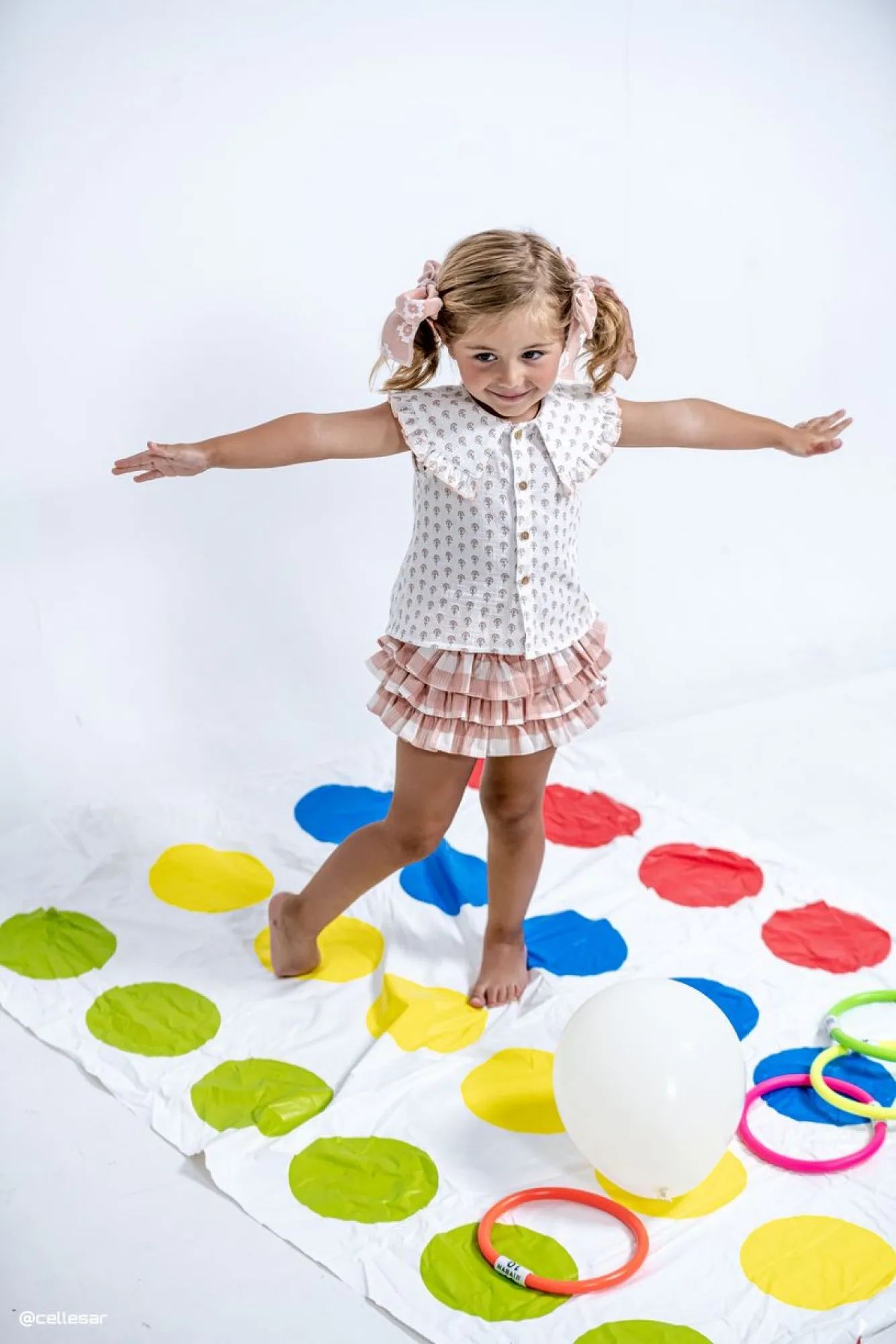 Conjunto para niña rosa pétalo de José varón