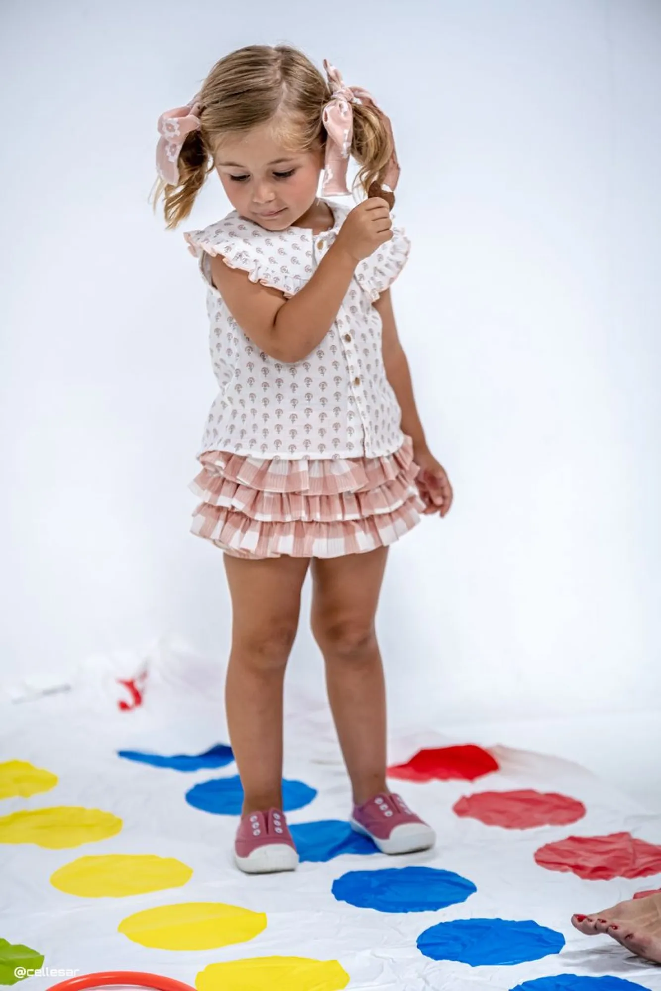 Conjunto para niña rosa pétalo de José varón