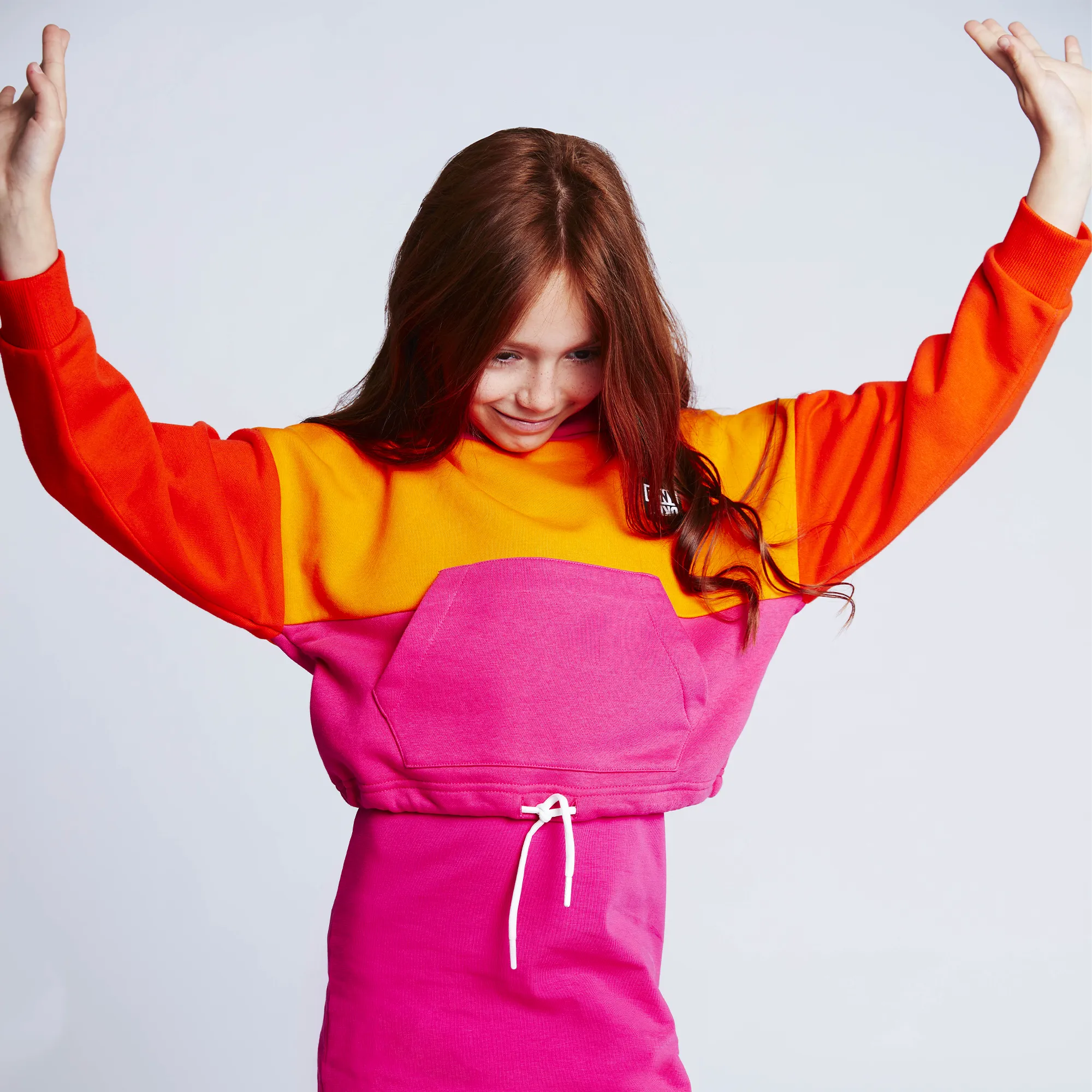 DKNY Sudadera corta con capucha