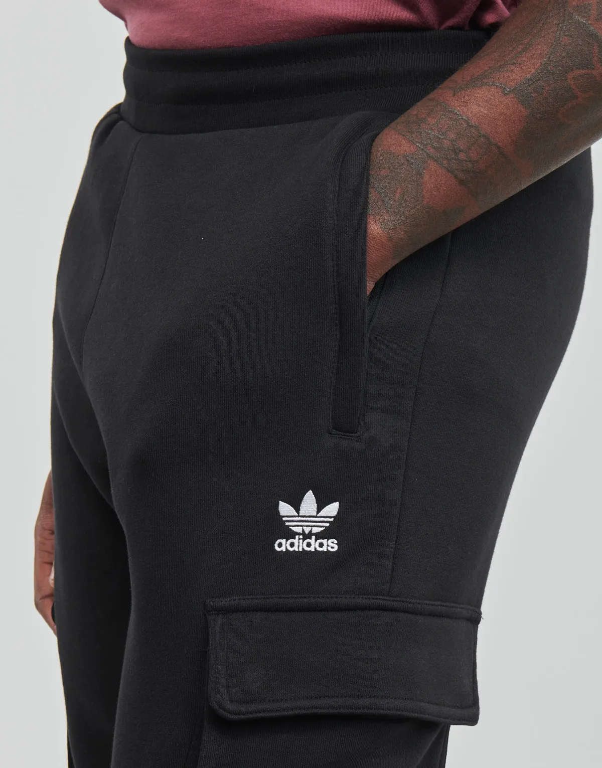ESSENTIALS C P