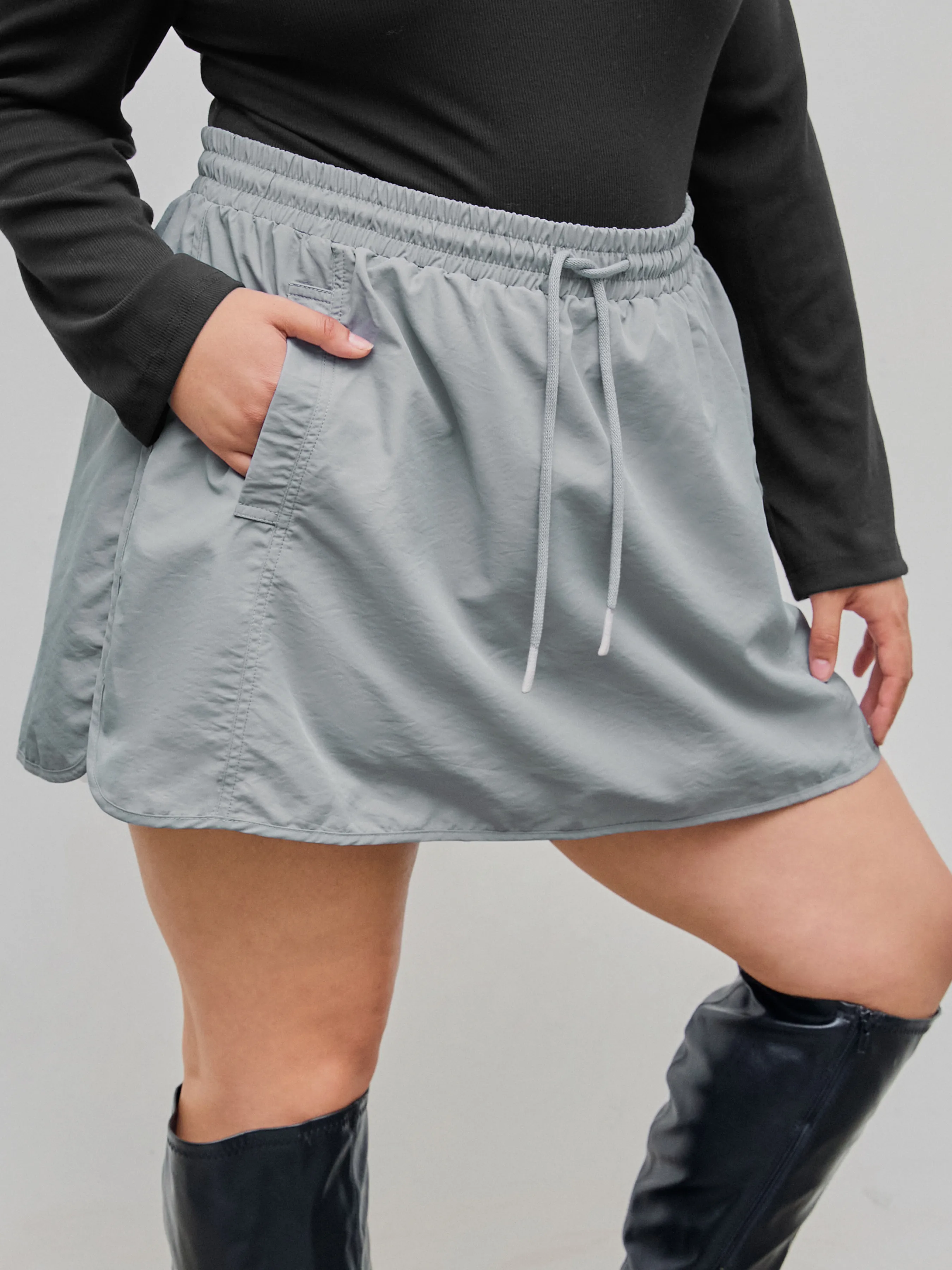  FALDAPANTALóN DE CINTURA MEDIA CON BOLSILLO Y CINTURA ELáSTICA CURVY