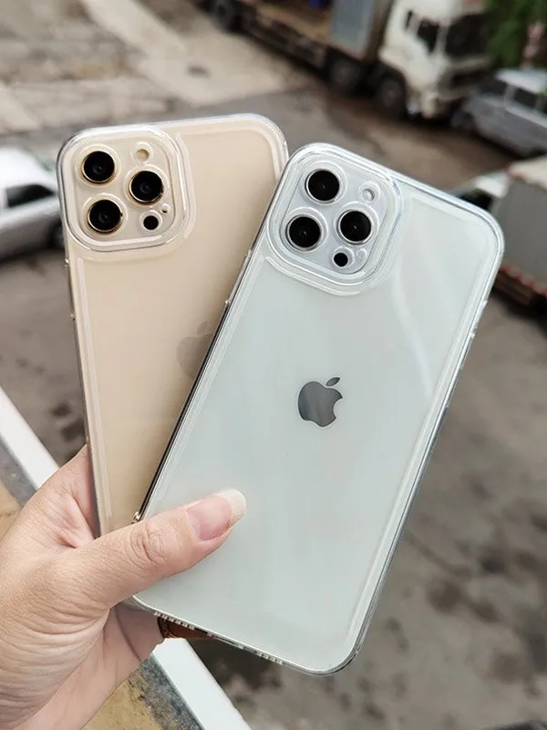 Funda protectora transparente para teléfono.