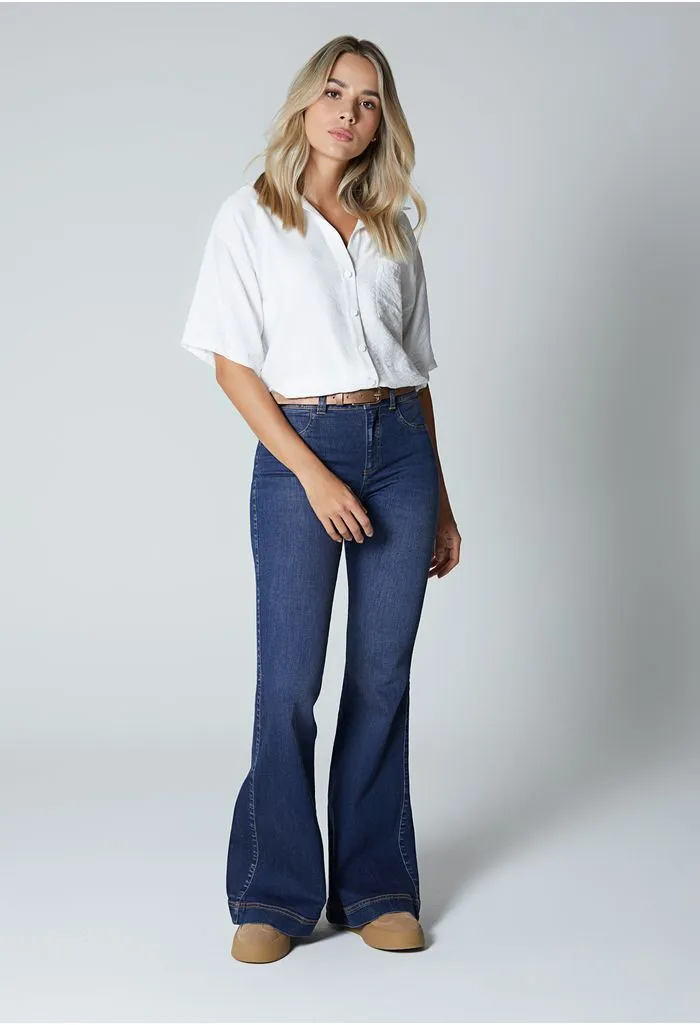 Jean  para mujer  tiro medio campana con