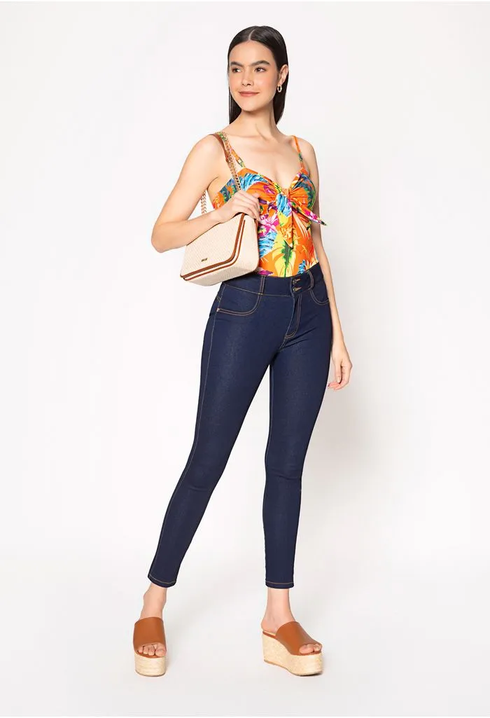 Jean skinny sin bolsillos tiro alto.
