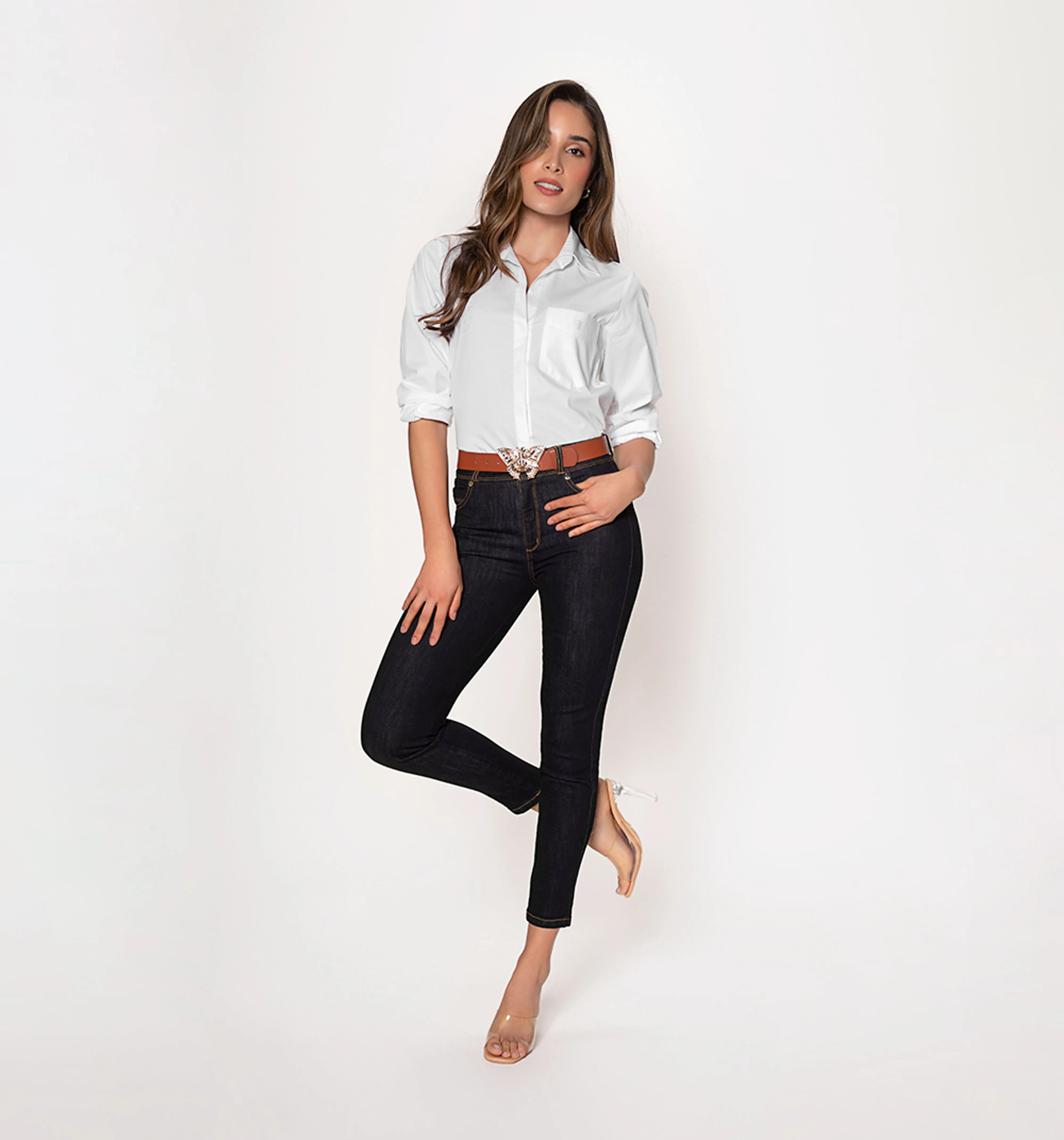 Jean skinny tiro alto, cinco bolsillos,