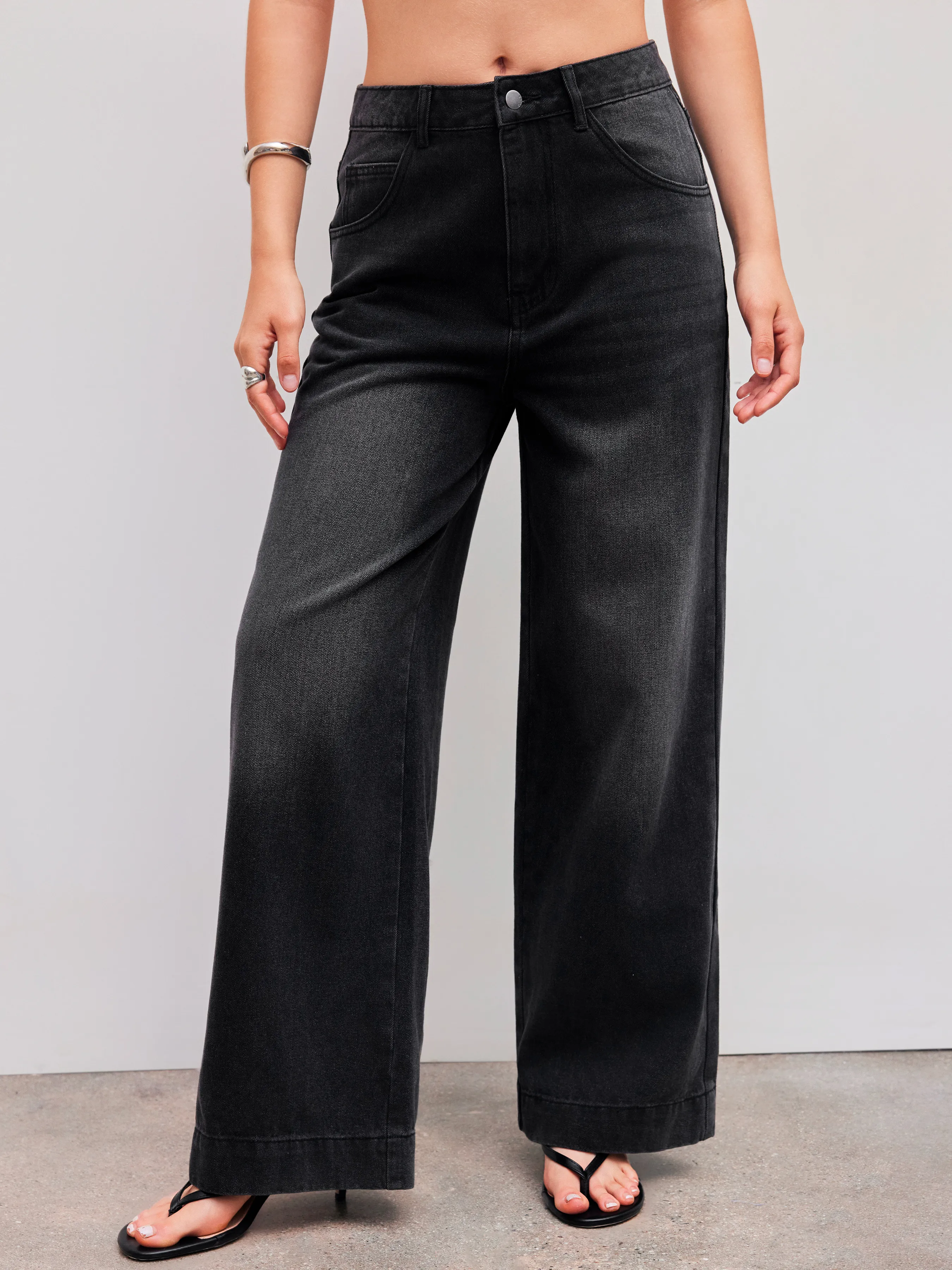 Jeans de cintura alta y pierna recta