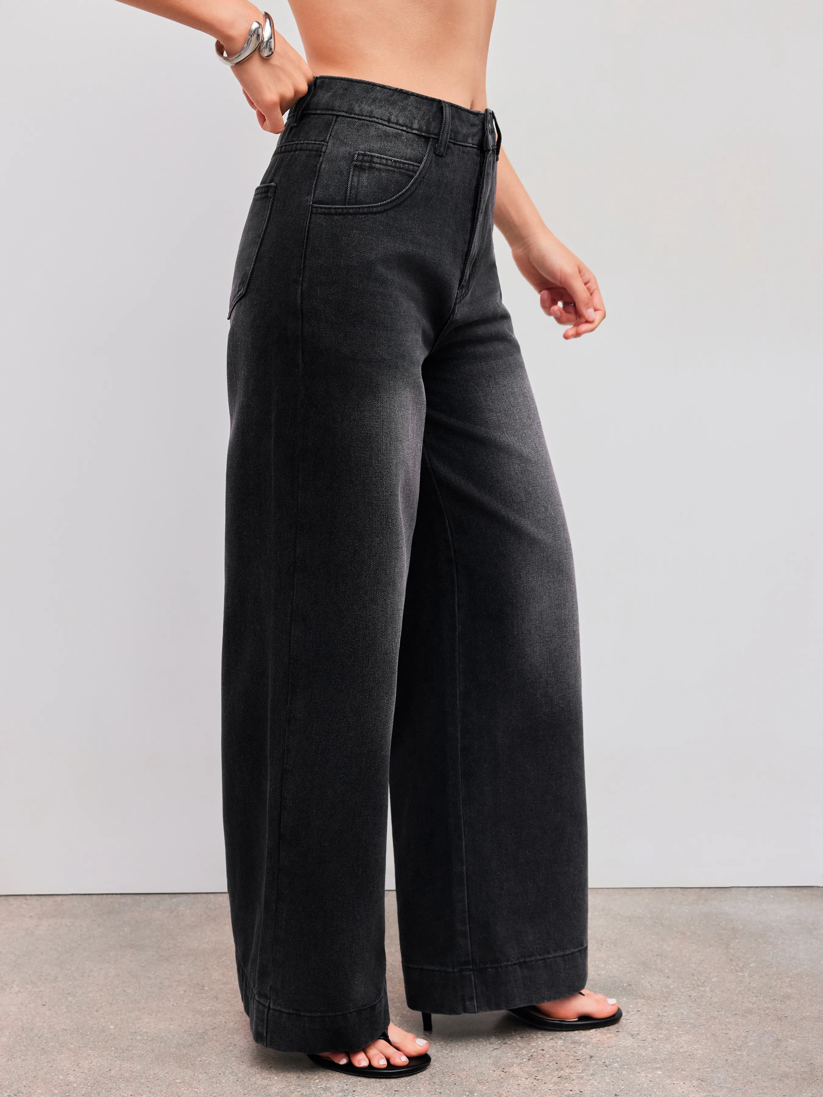 Jeans de cintura alta y pierna recta