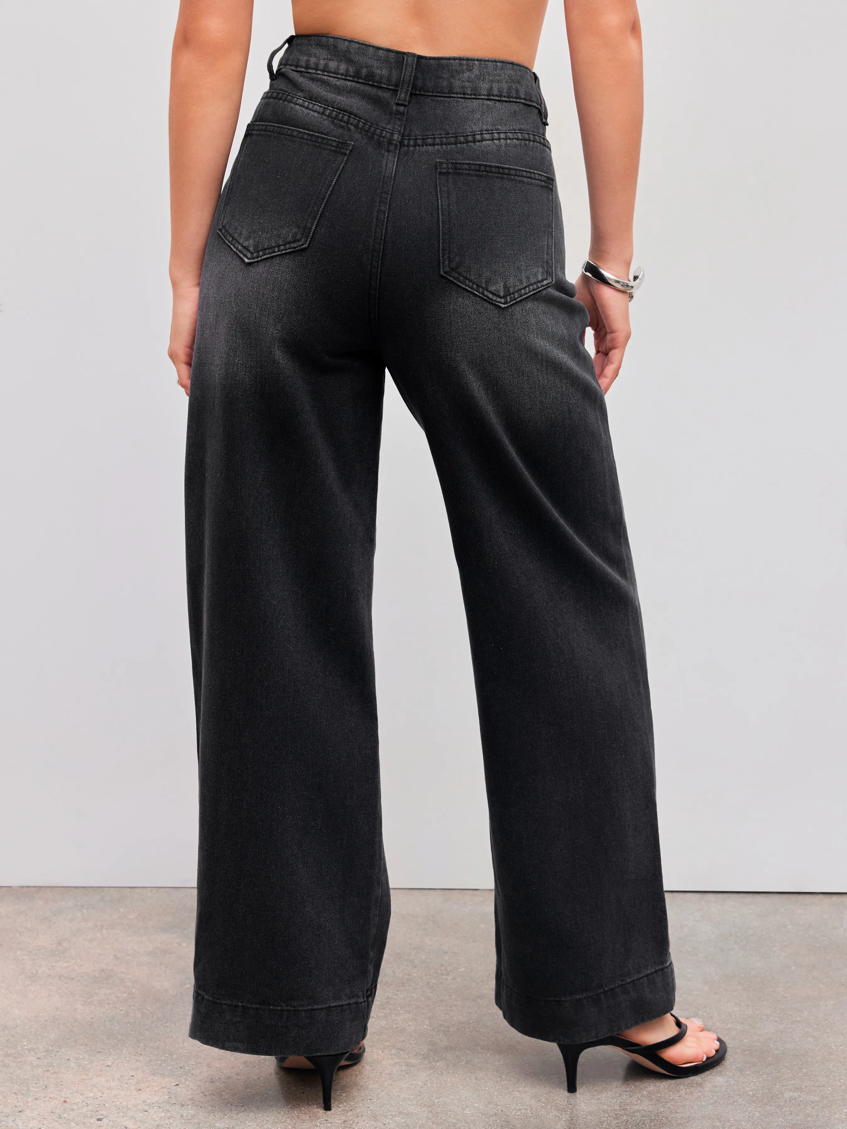 Jeans de cintura alta y pierna recta