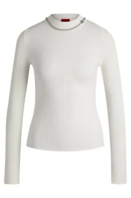 Jersey de cuello medio con detalle de cadena en el cuello