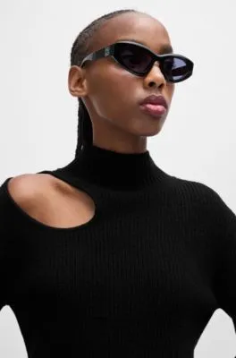 Jersey relaxed fit de cuello medio con detalle recortado