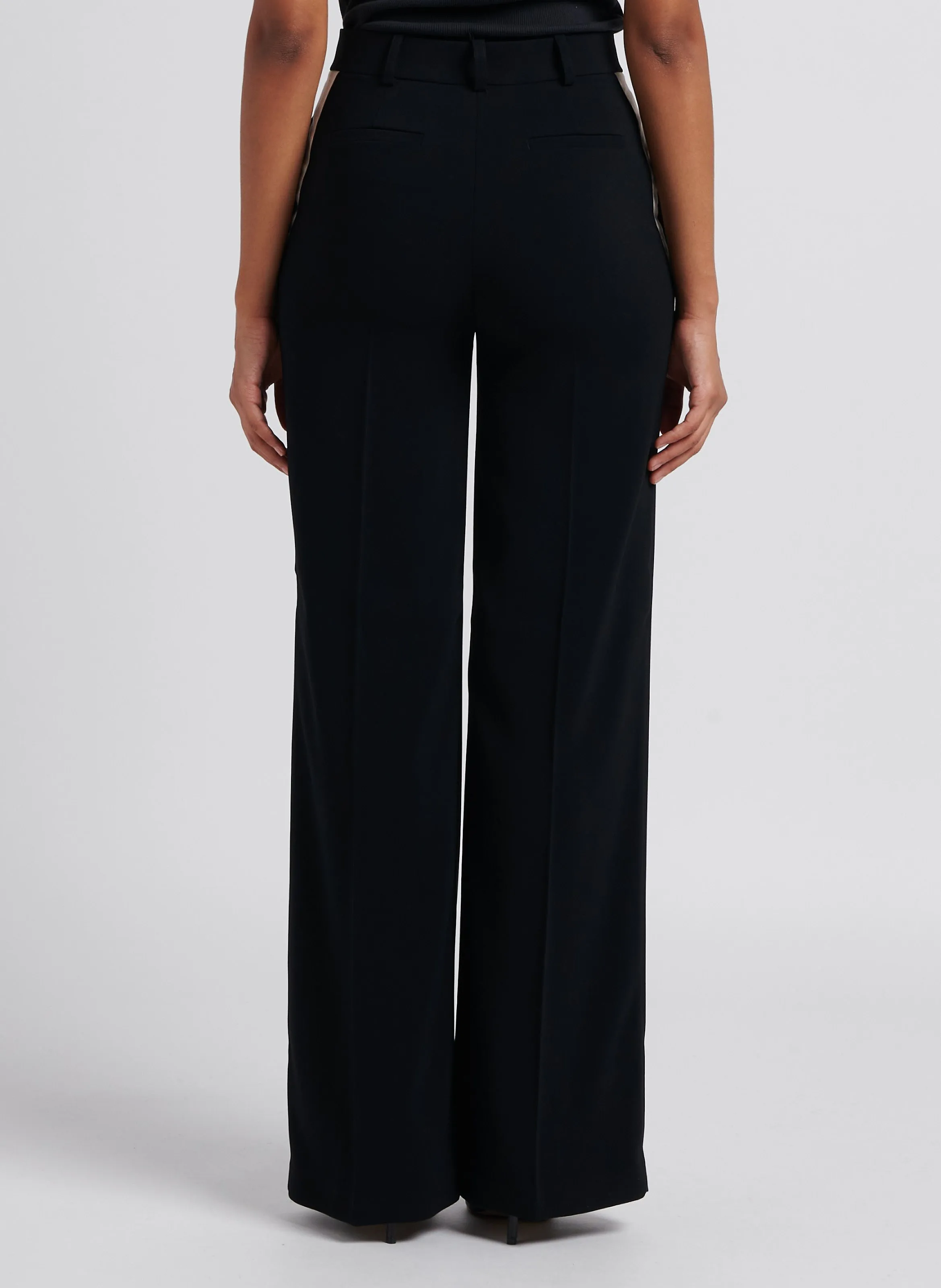 OTTETTO  PANTALóN DE TALLE ALTO CON PIERNA ANCHA EN NEGRO
