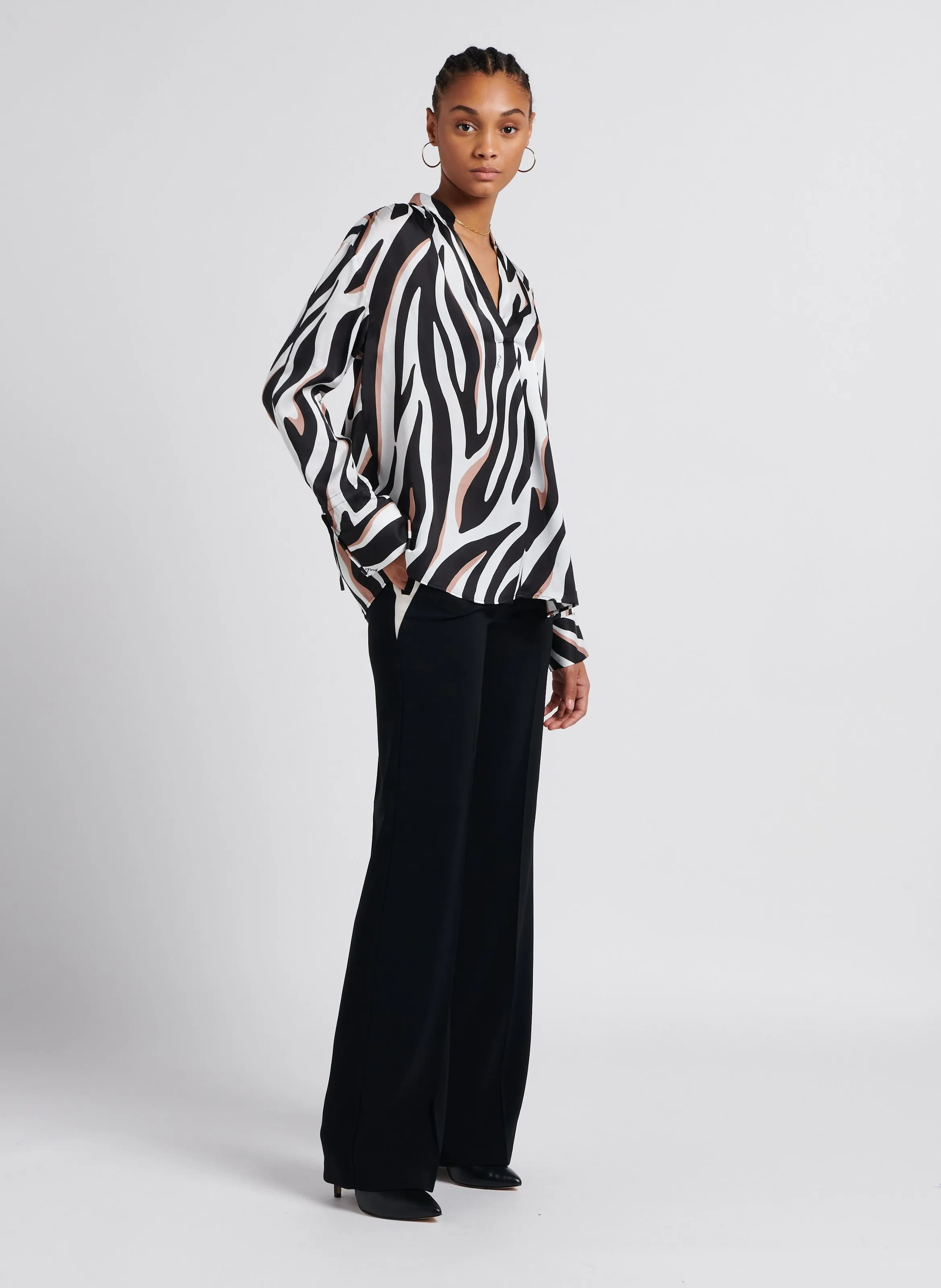 OTTETTO  PANTALóN DE TALLE ALTO CON PIERNA ANCHA EN NEGRO
