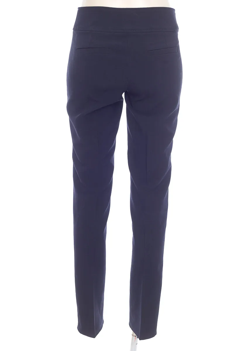 PANTALóN COLOR AZUL  CLOSEANDO
