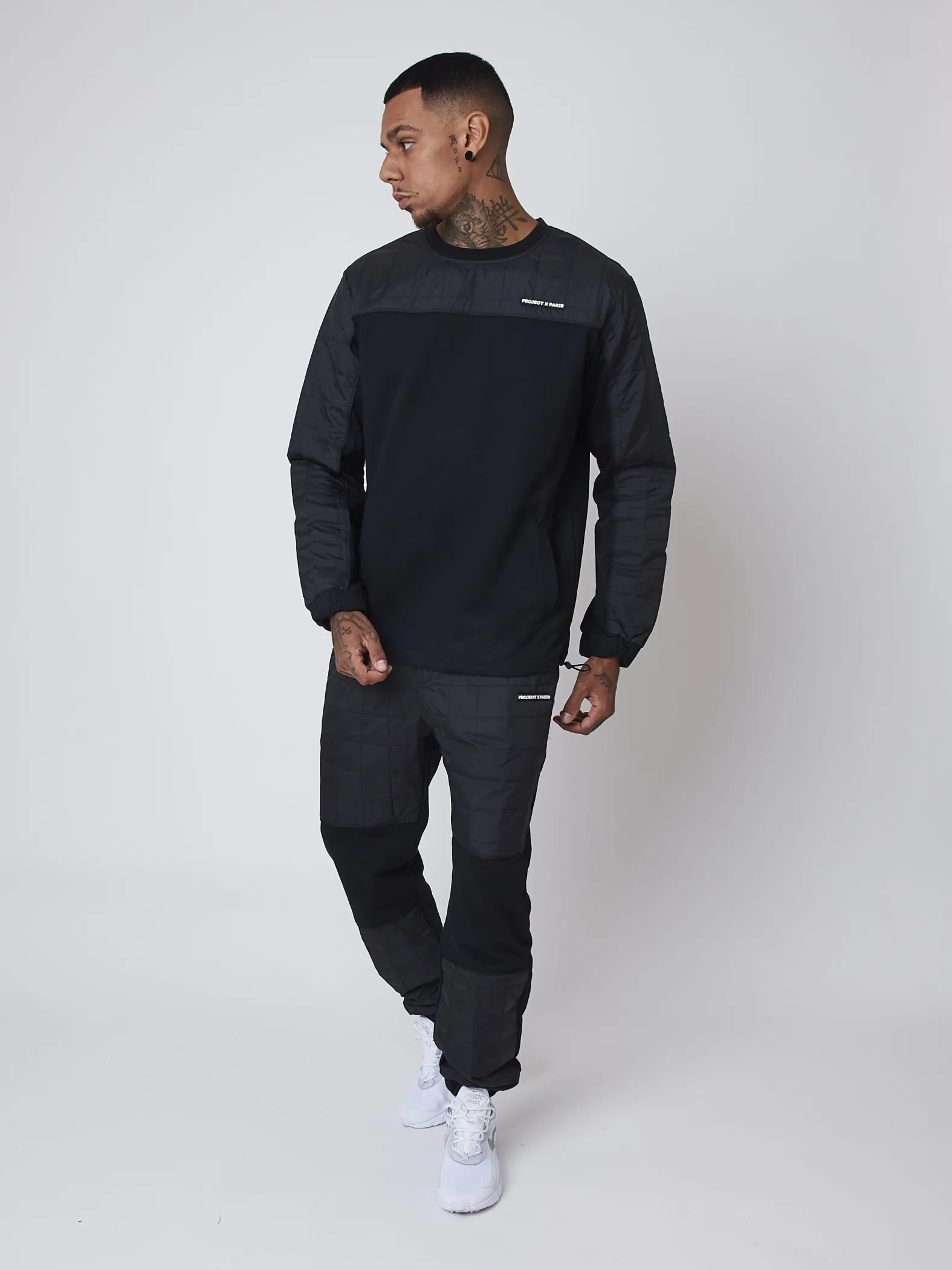 Pantalón de chándal con inserción cuadrada de nailon acolchado