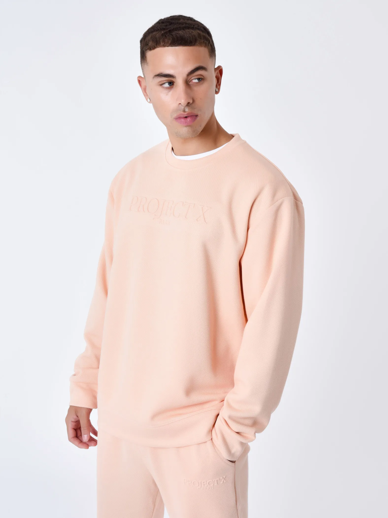 Sudadera con cuello redondo en relieve