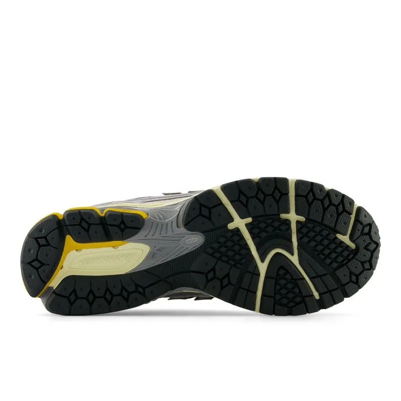 Tenis Para Hombre 1906R New Balance