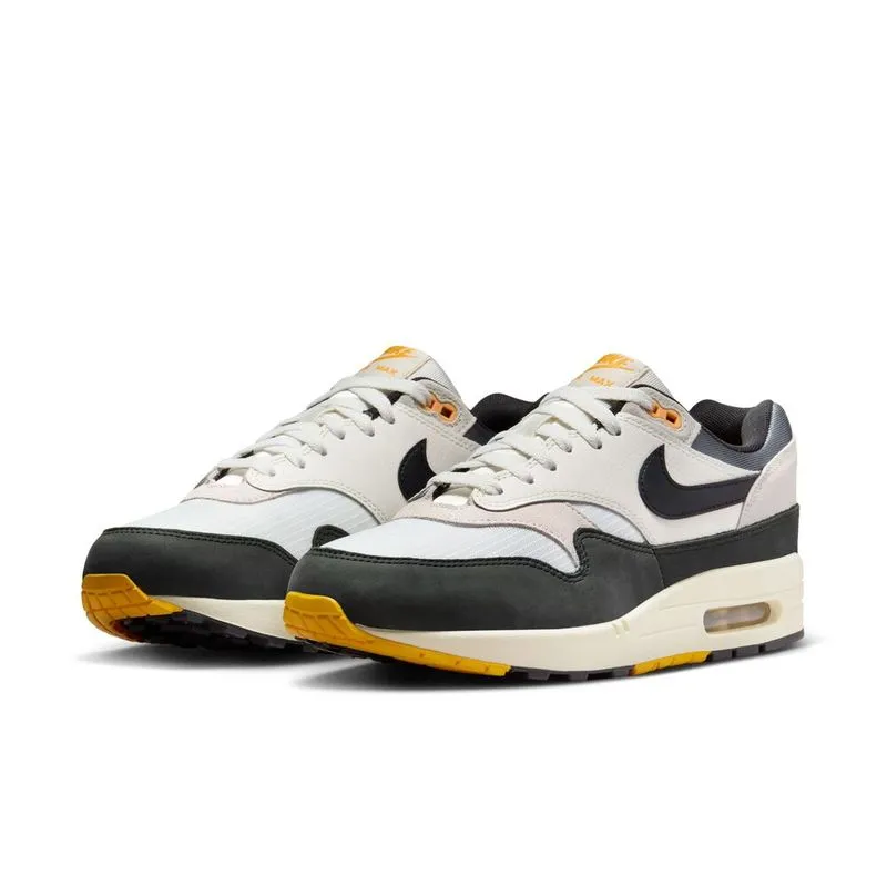 Tenis Para Hombre  Air Max 1 Nike