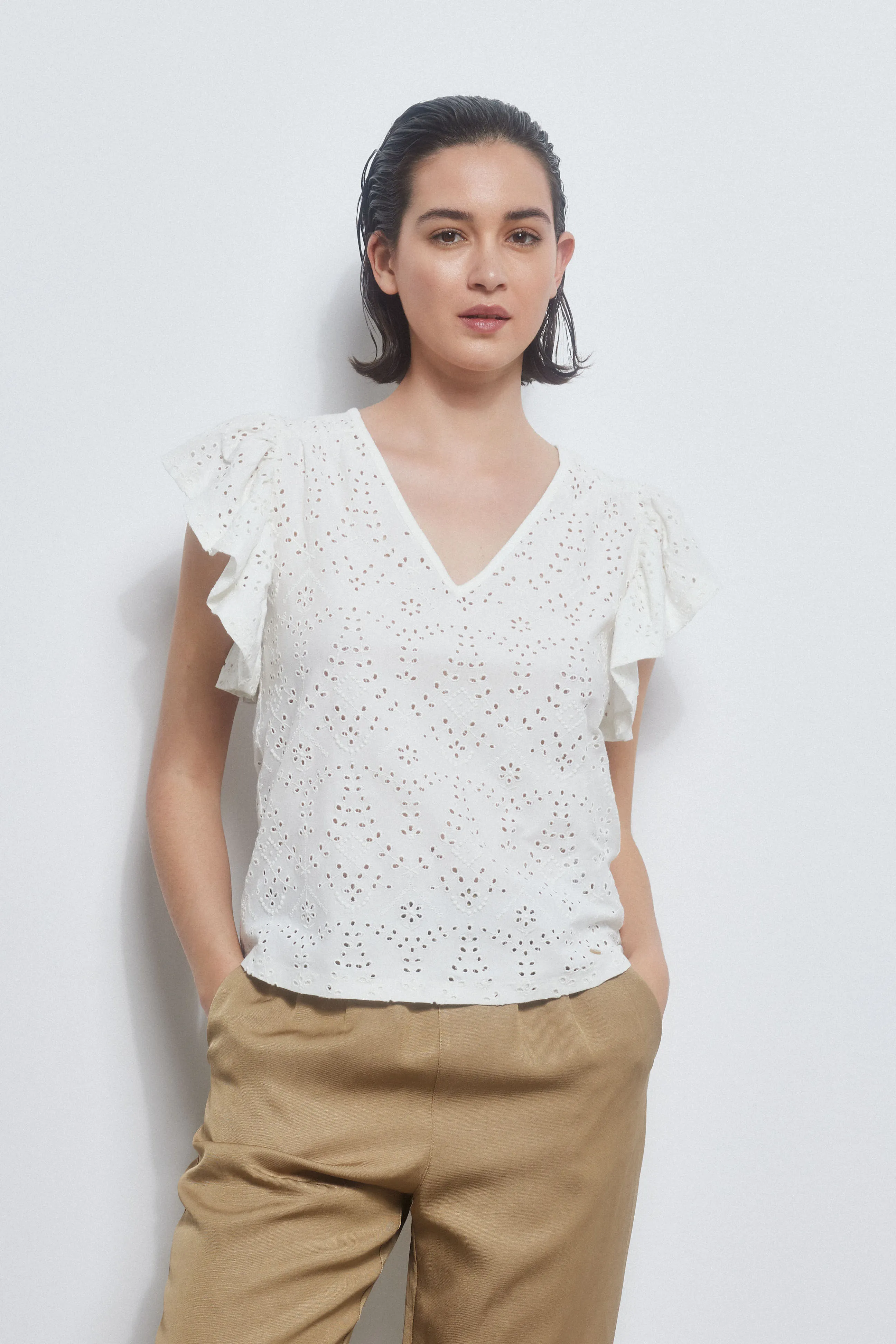 VNECK TSHIRT WITH RUFFLE