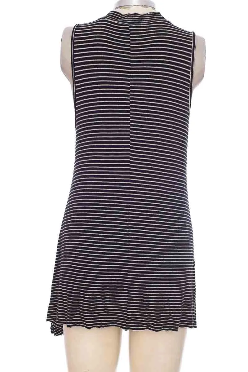 VESTIDO / ENTERIZO COLOR NEGRO  SYBILLA