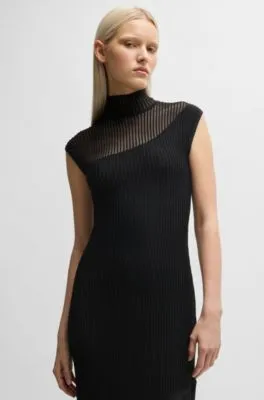 Vestido de cuello medio en tejido de crepé con detalles opacos