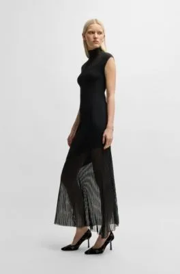 Vestido de cuello medio en tejido de crepé con detalles opacos