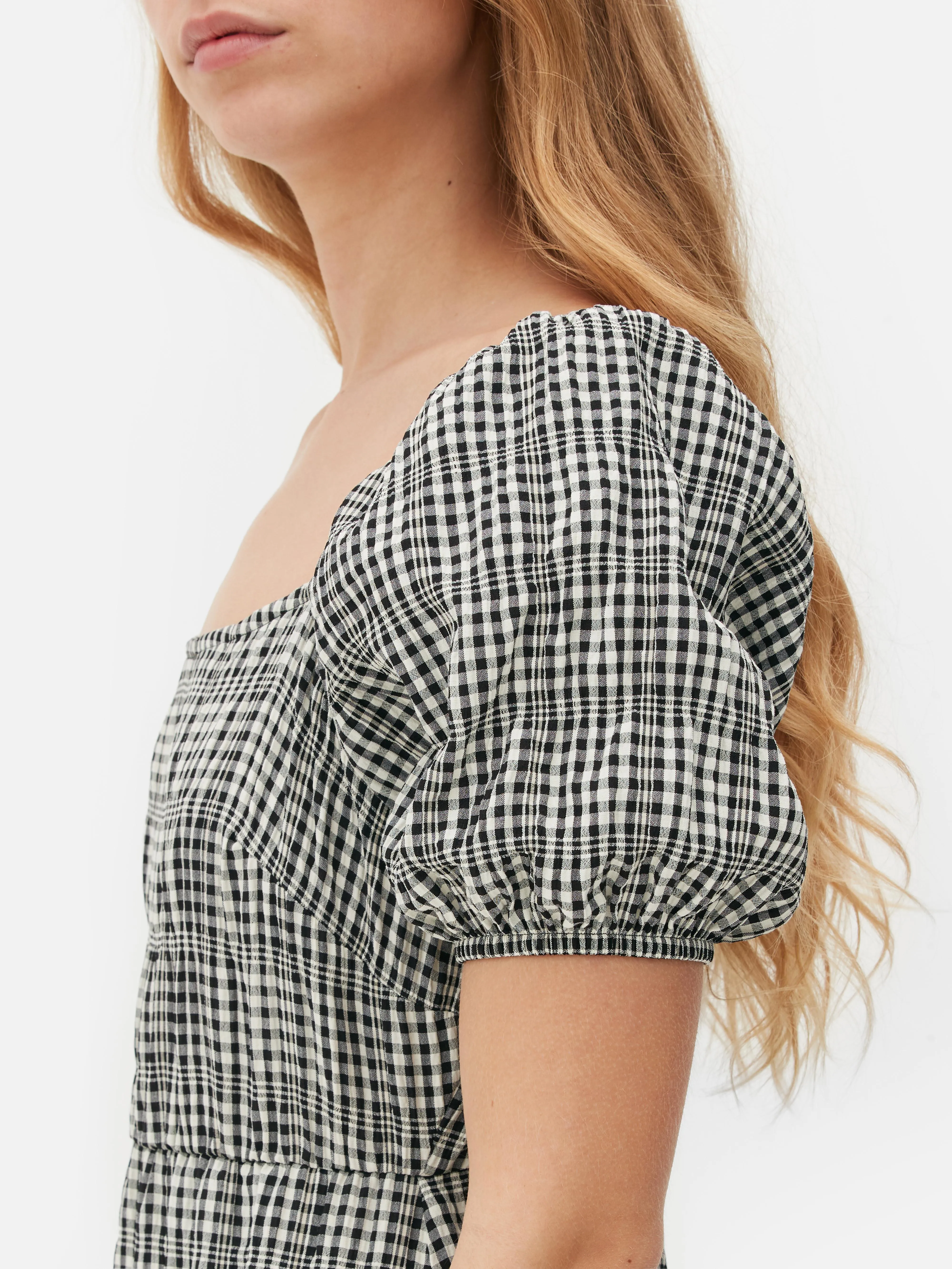 Vestido midi de cuadros vichy con capas