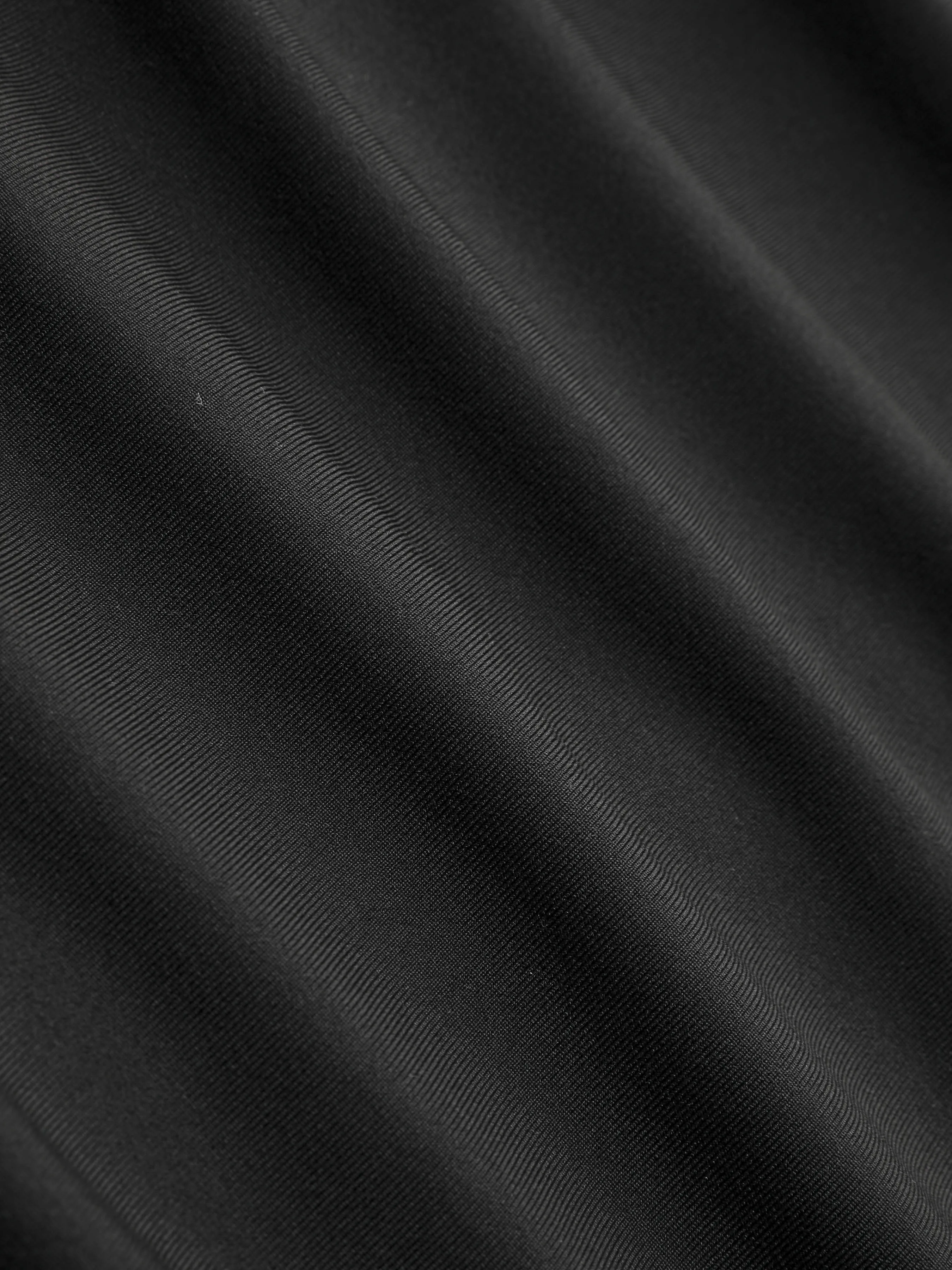  Vestido Midi Fruncido con Hombros Descubiertos