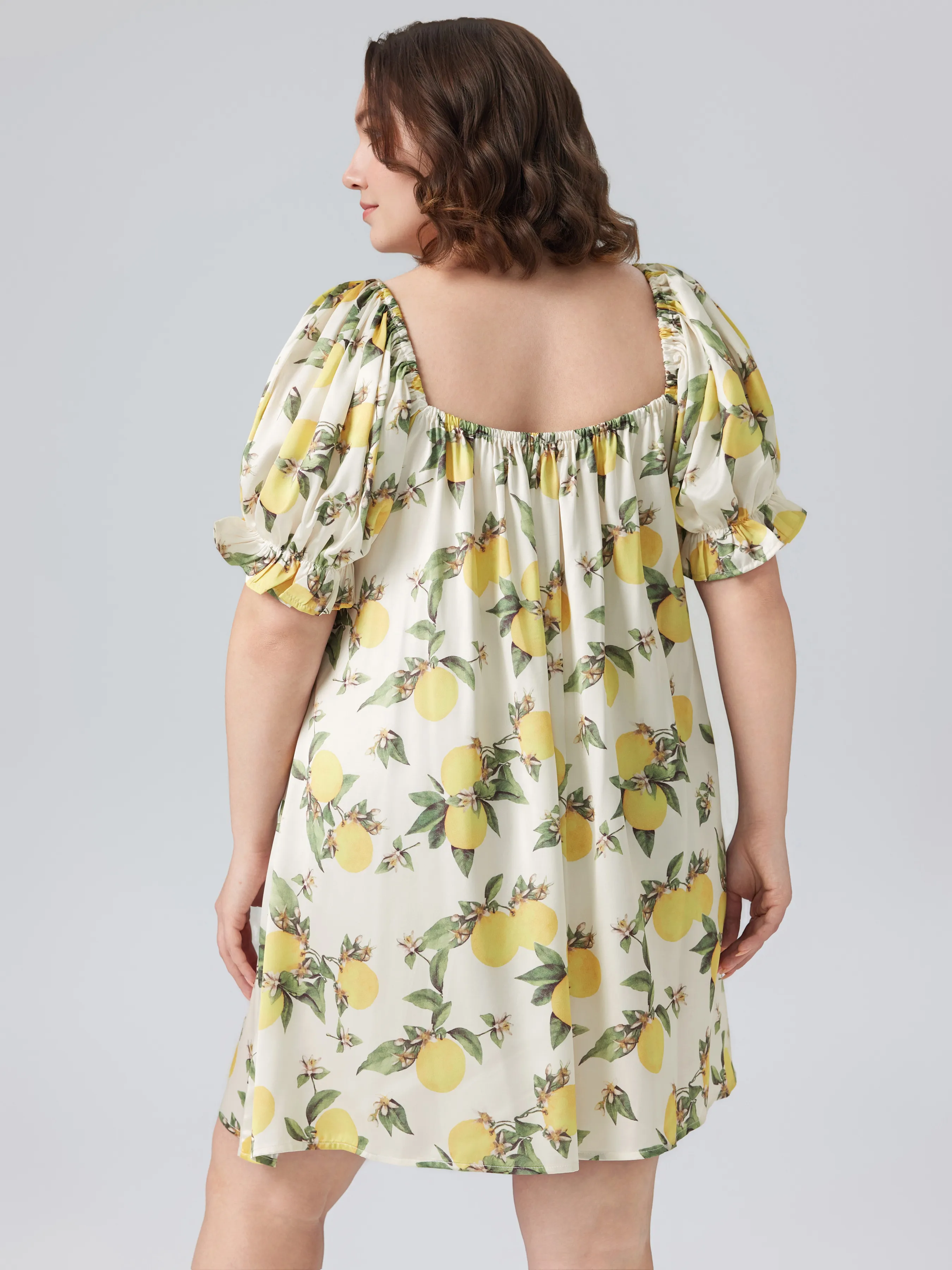 Vestido Mini Nocturno con Cuello Cuadrado y Dobladillo con Volantes de Frutas Curvy