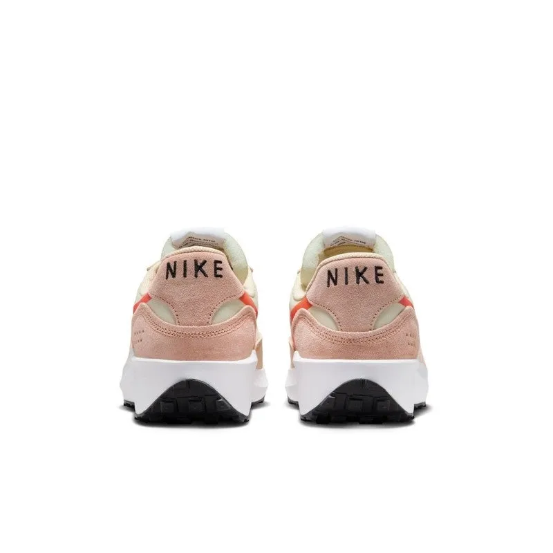  Zapatillas Nike M Waffle Debut